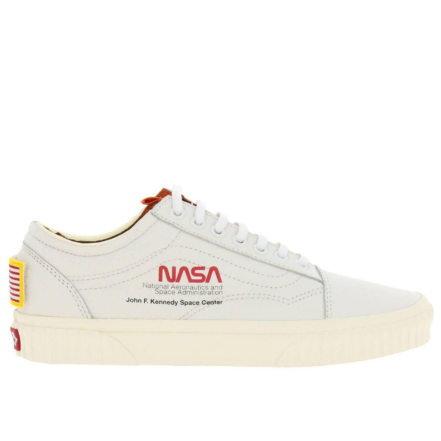om forladelse Hylde klap Vans Space Voyager Nasa Old Skool Sneakers In Premium Leather in White for  Men - Lyst