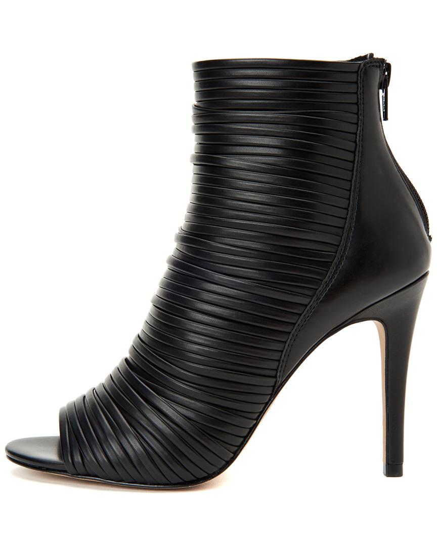 bcbg elle bootie