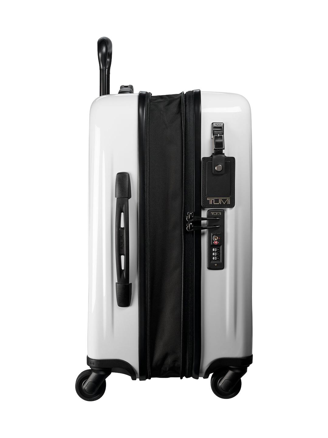 tumi v3 international carry on