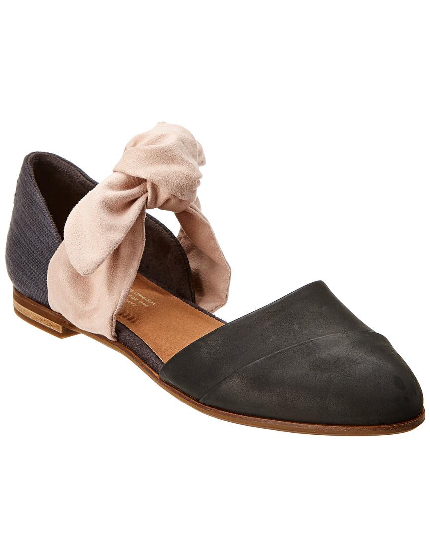 toms black leather rose bow