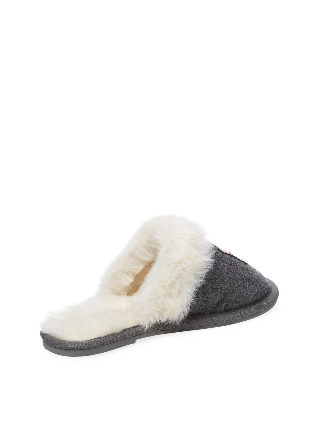 toast slippers