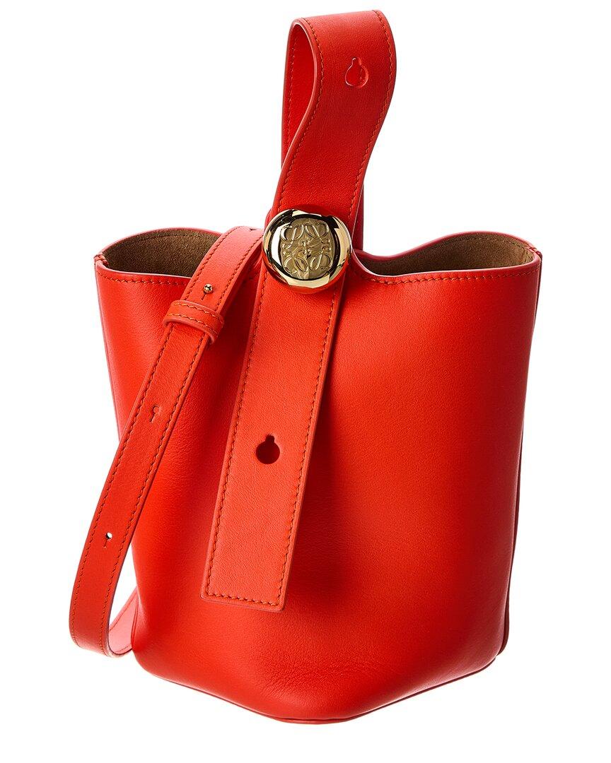 ショルダーバッグ・ポシェット LOEWE RED LEATHER MINI PEBBLE BUCKET BAG Mini Pebble Bucket bag in soft grained calfskin Black - LOEWE