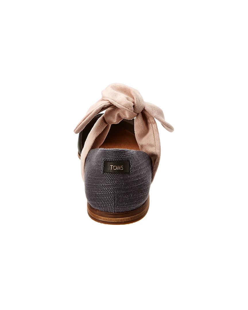 toms black leather rose bow
