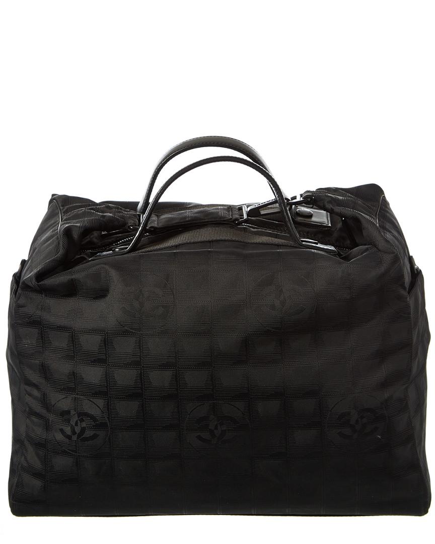 black nylon duffle bag