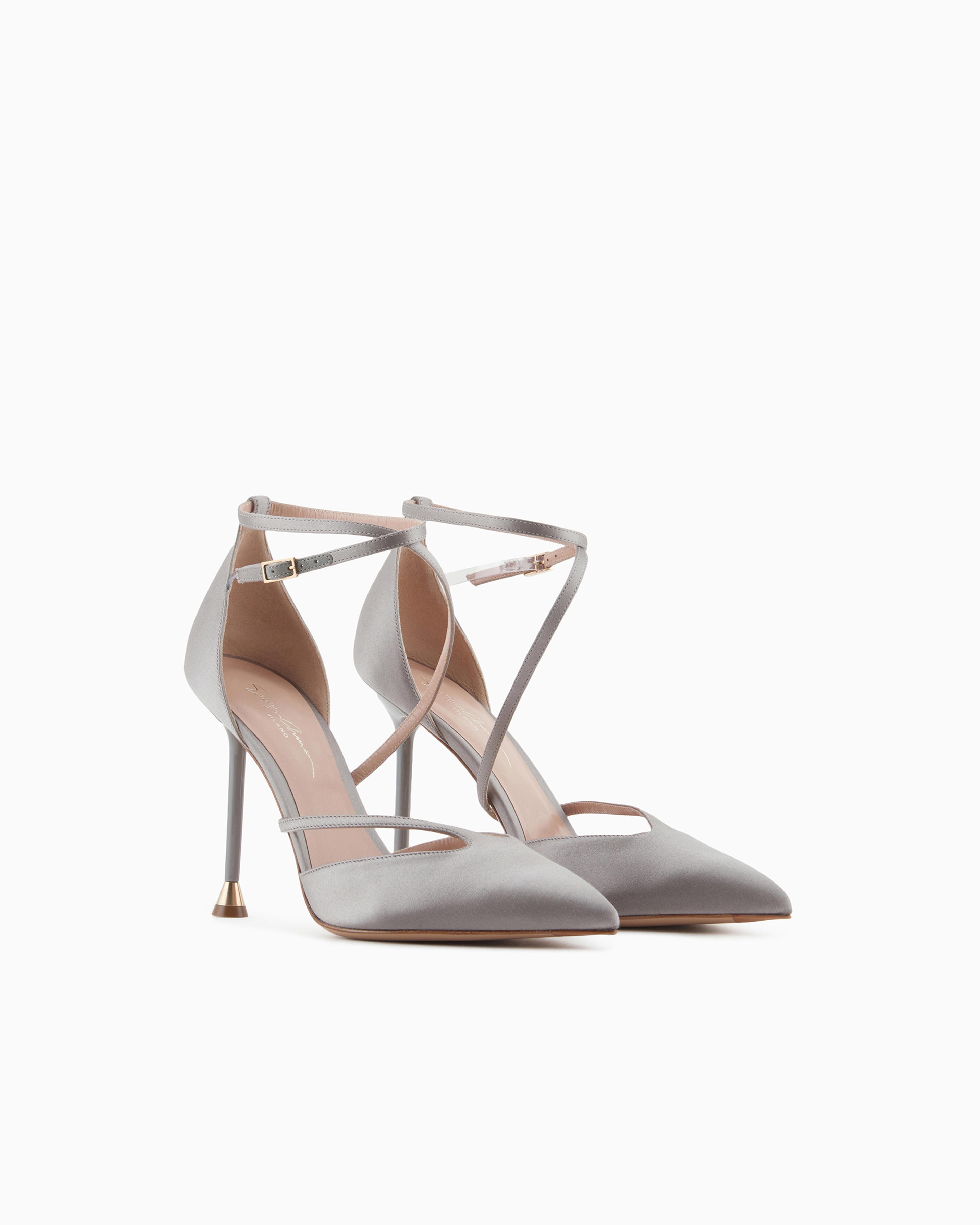 Giorgio Armani Pump shoes for Women | Online Sale up to 82