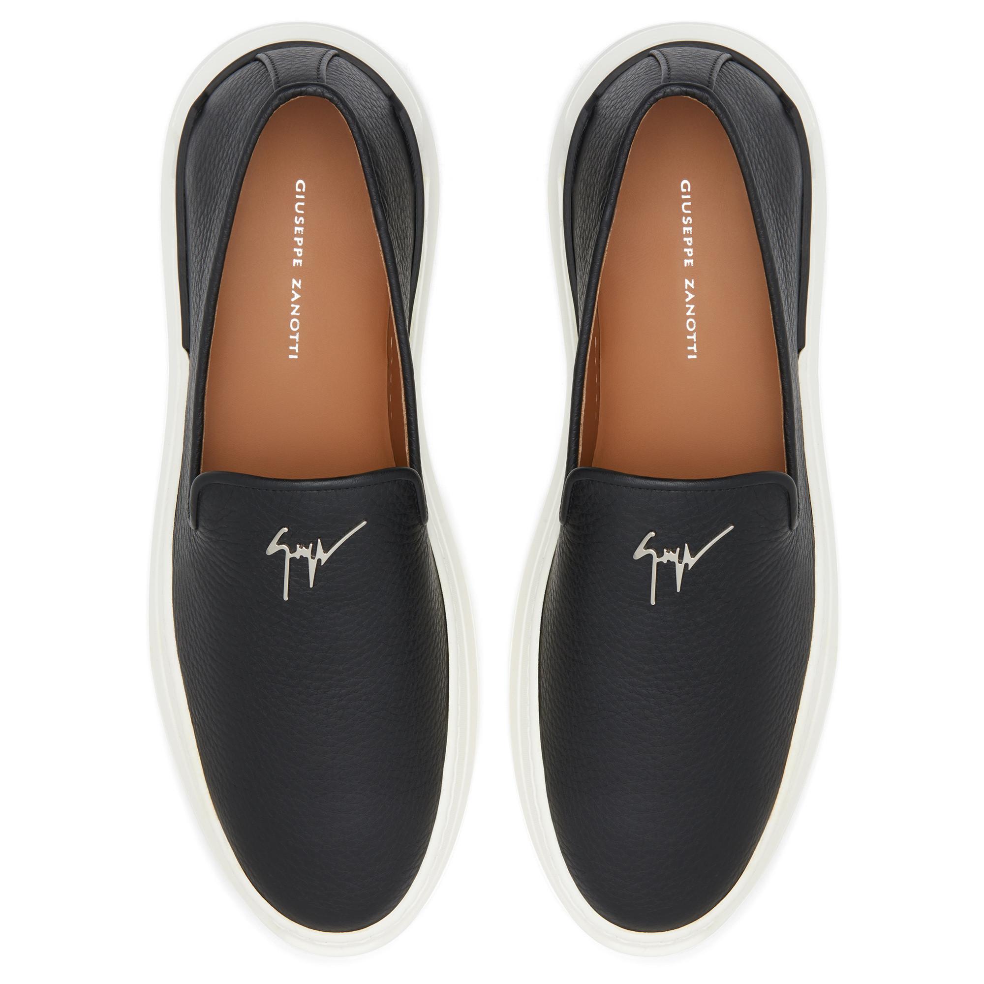 Giuseppe Zanotti Leather Black/white Conley Slip-on Sneakers for Men - Save Lyst