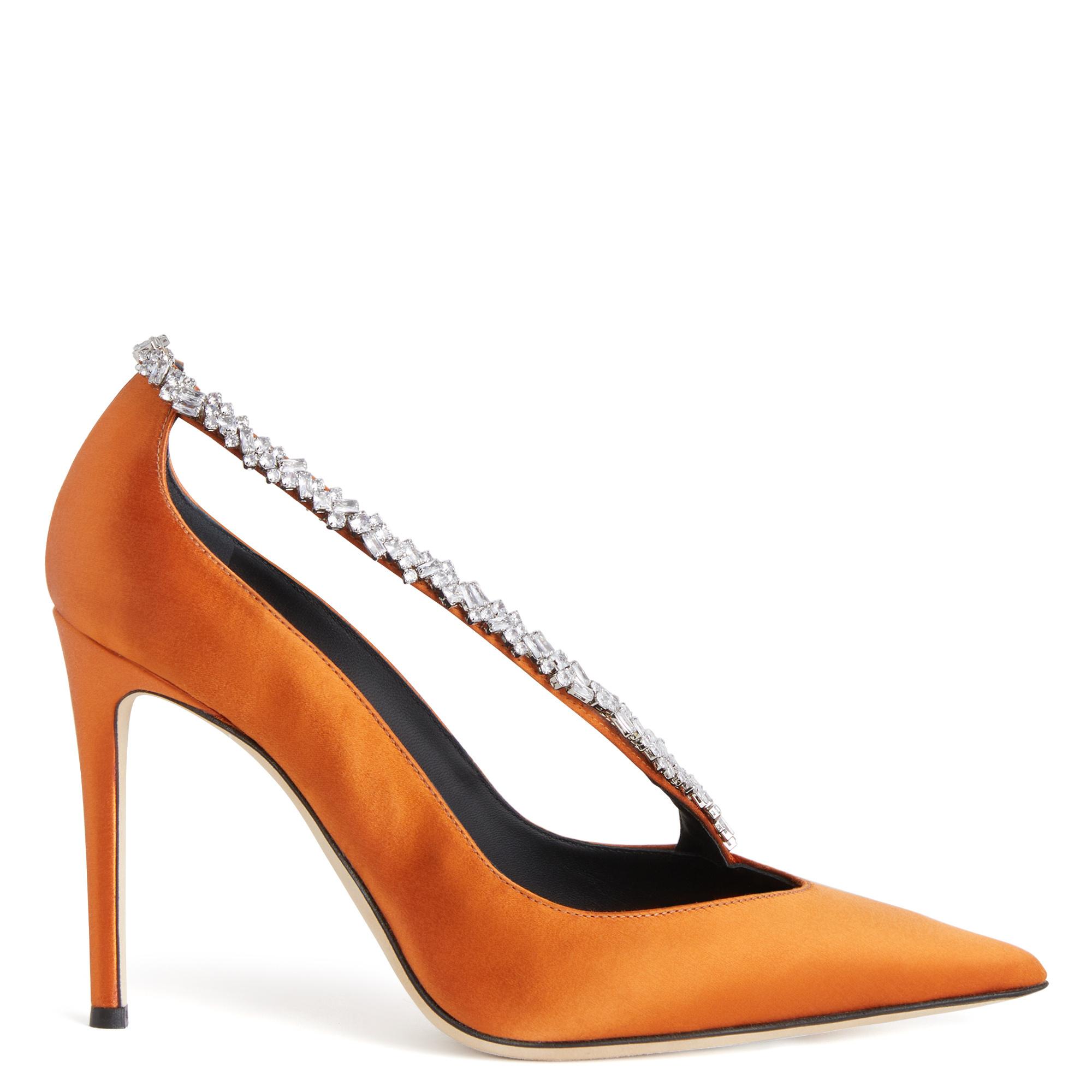Outseason louboutin deals