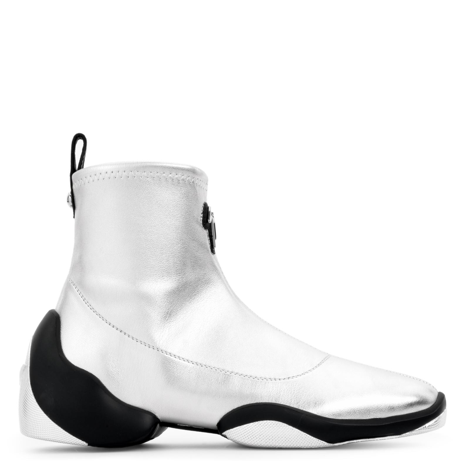 giuseppe zanotti light jump