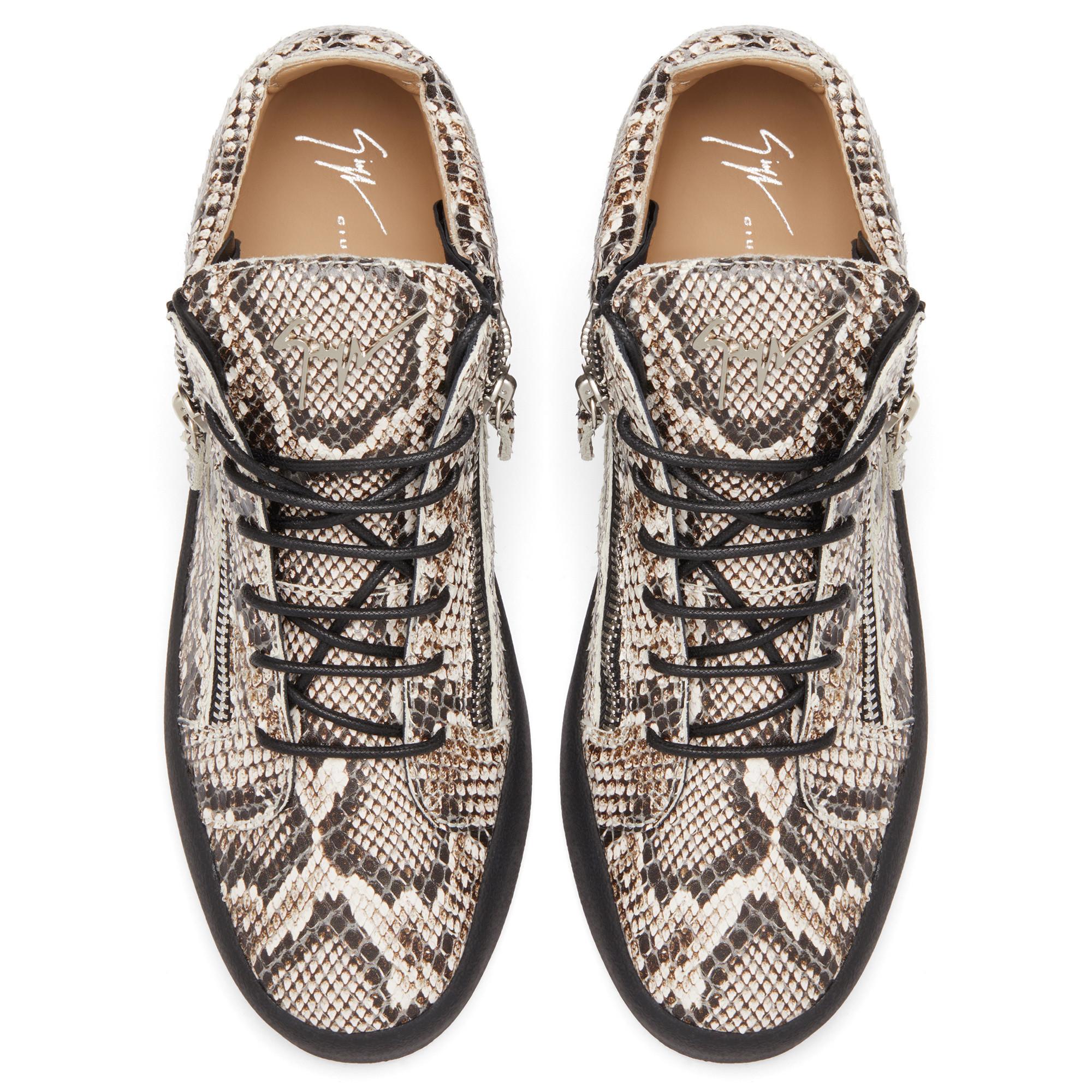 Giuseppe zanotti frankie on sale python