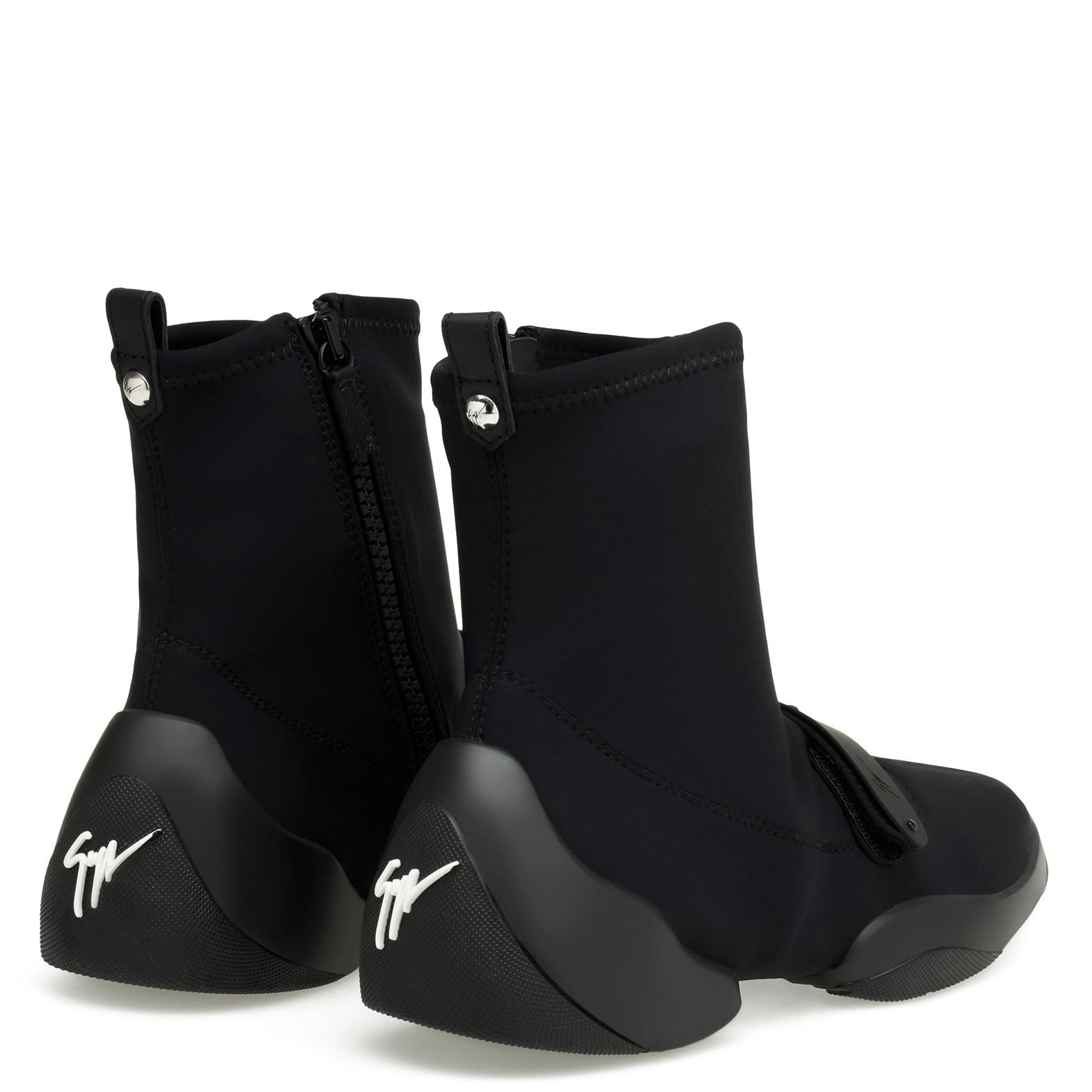 giuseppe zanotti light jump