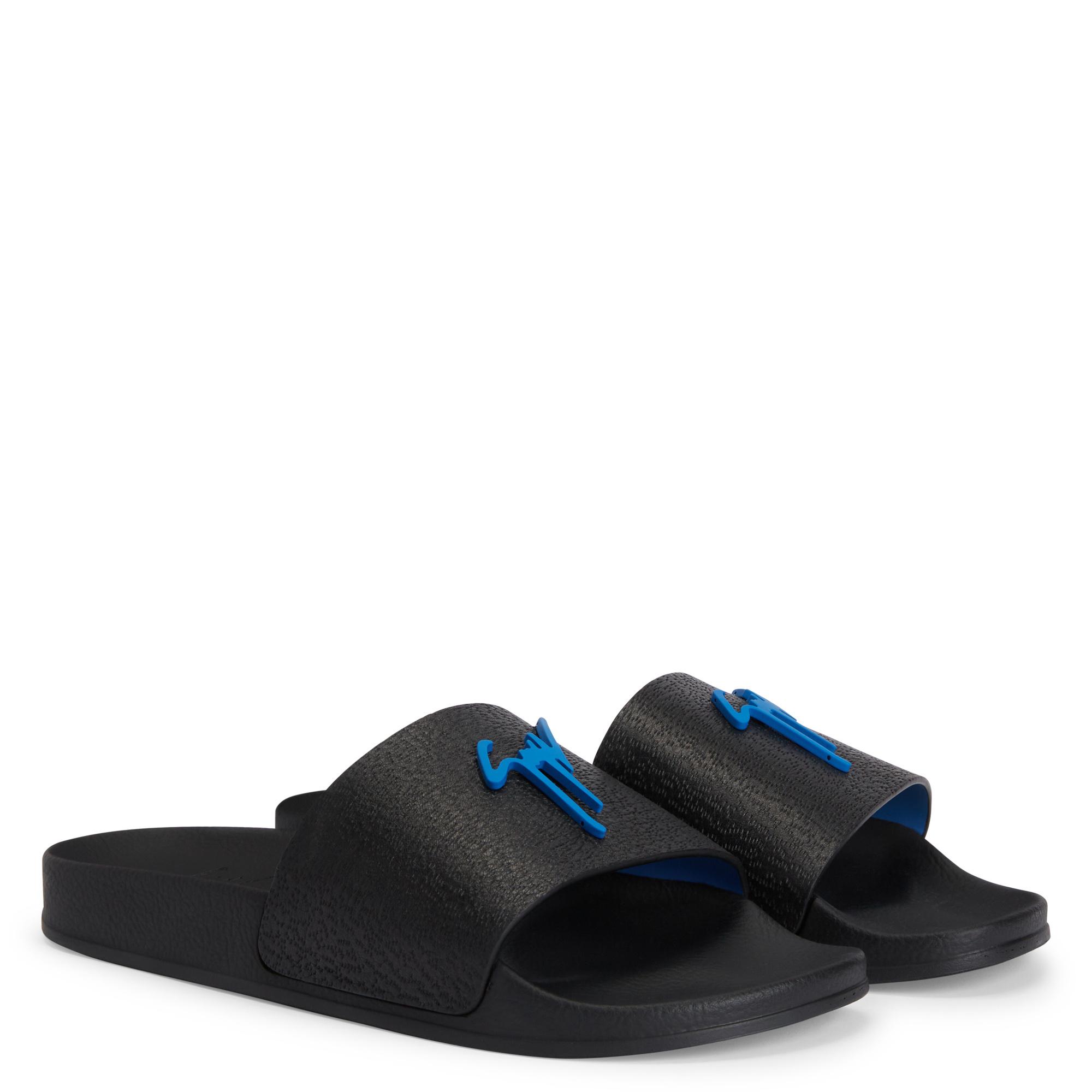 Giuseppe zanotti slides sale deals