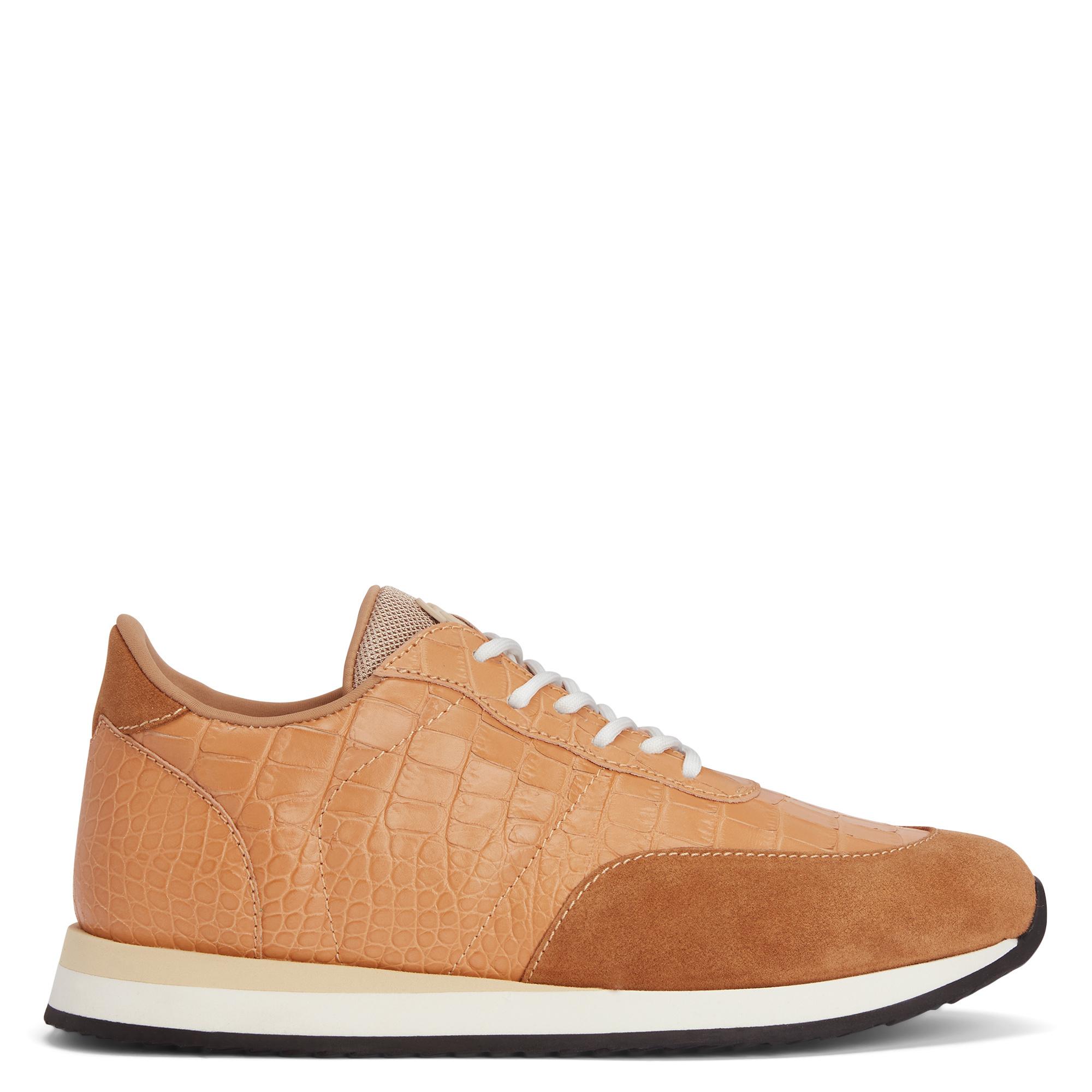 beige giuseppe sneakers