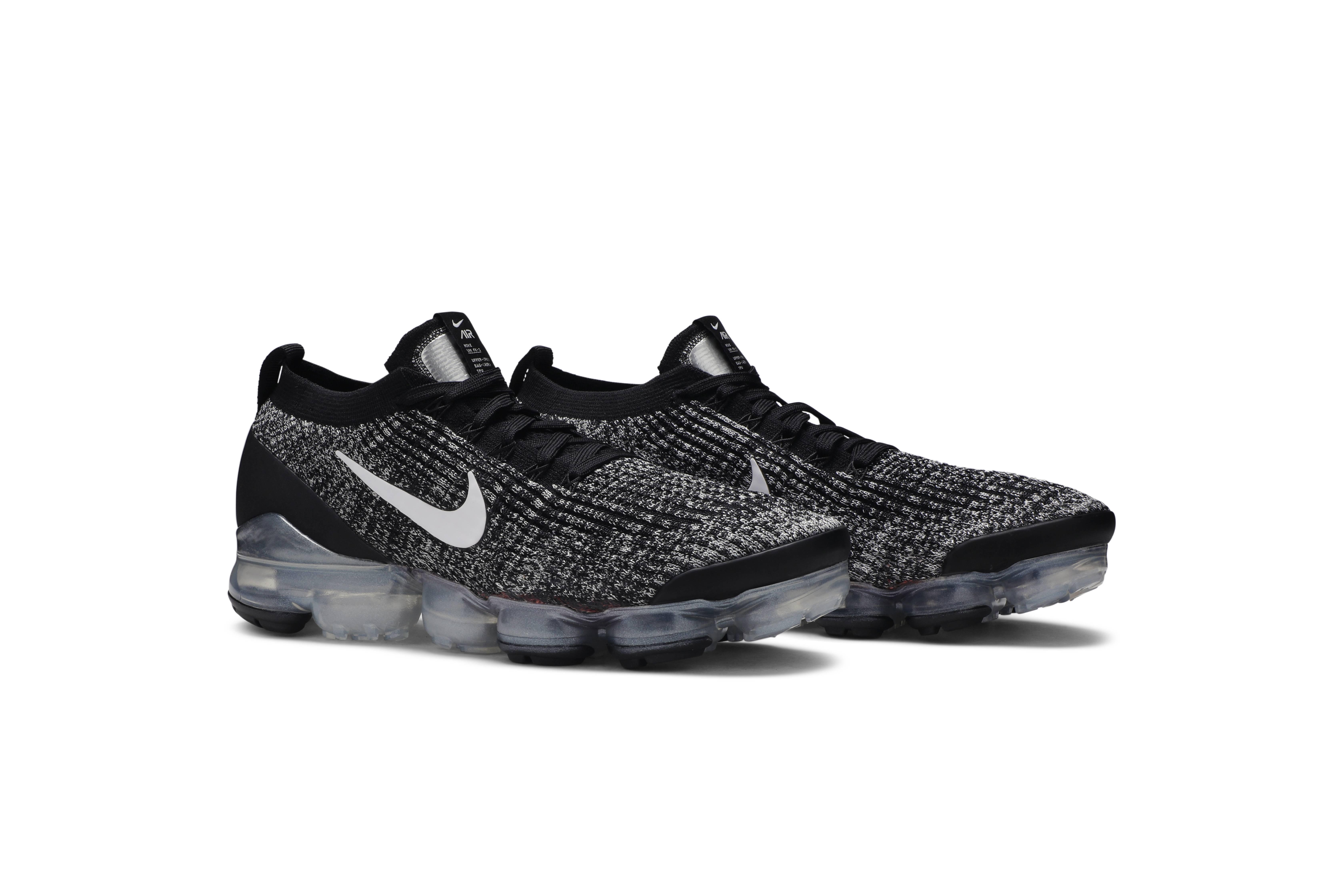 Nike Air Vapormax Flyknit 3 in Black for Men - Lyst