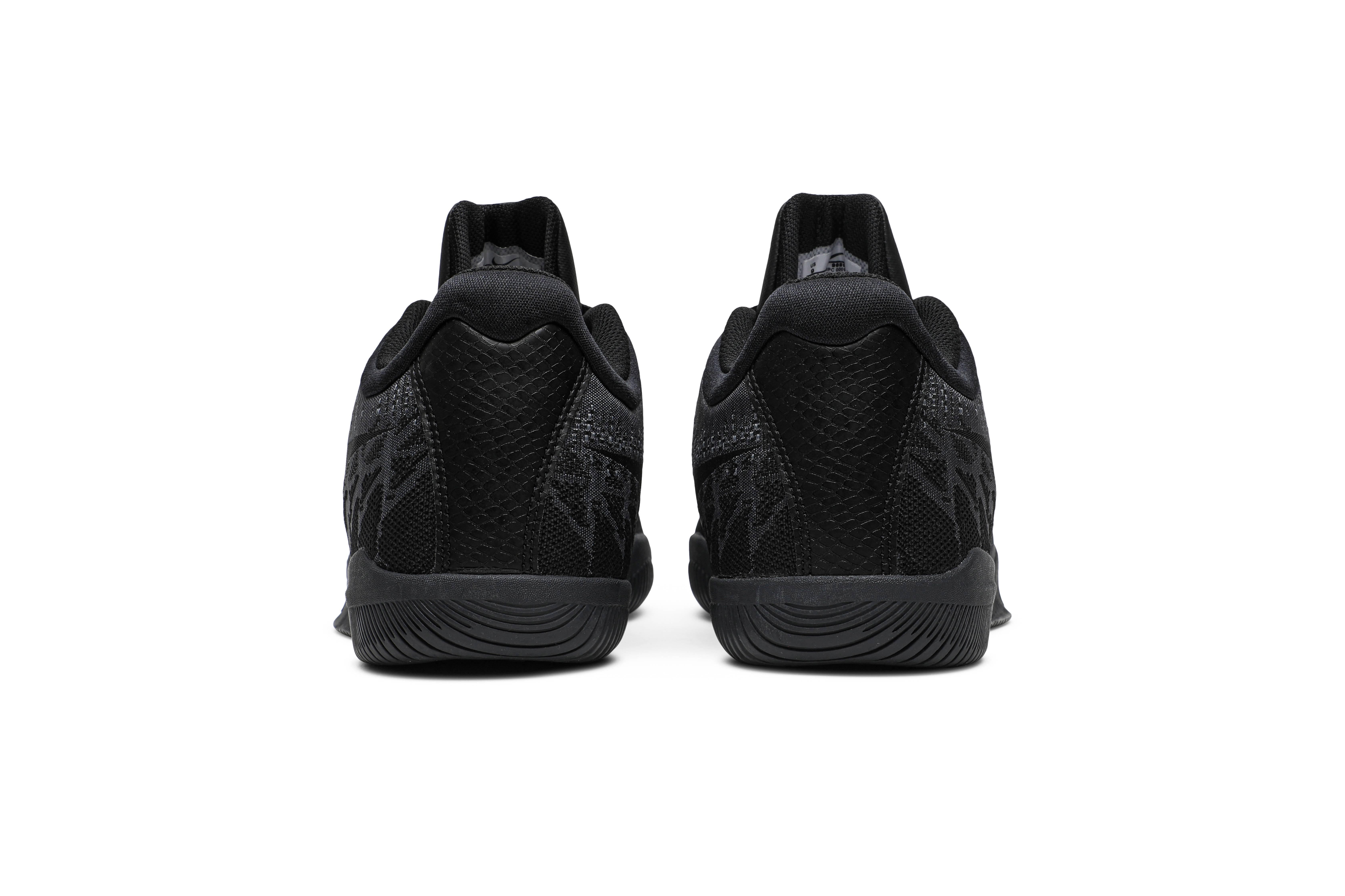 nike mamba rage black