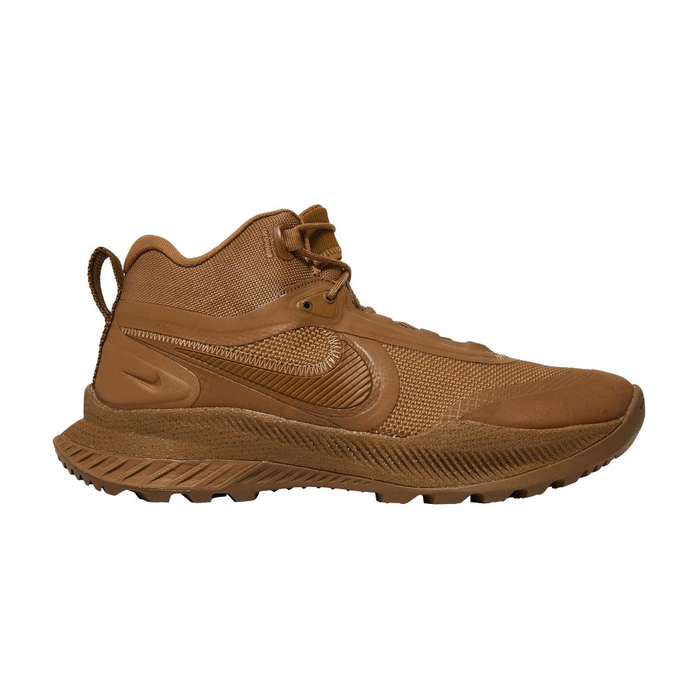 coyote brown nike