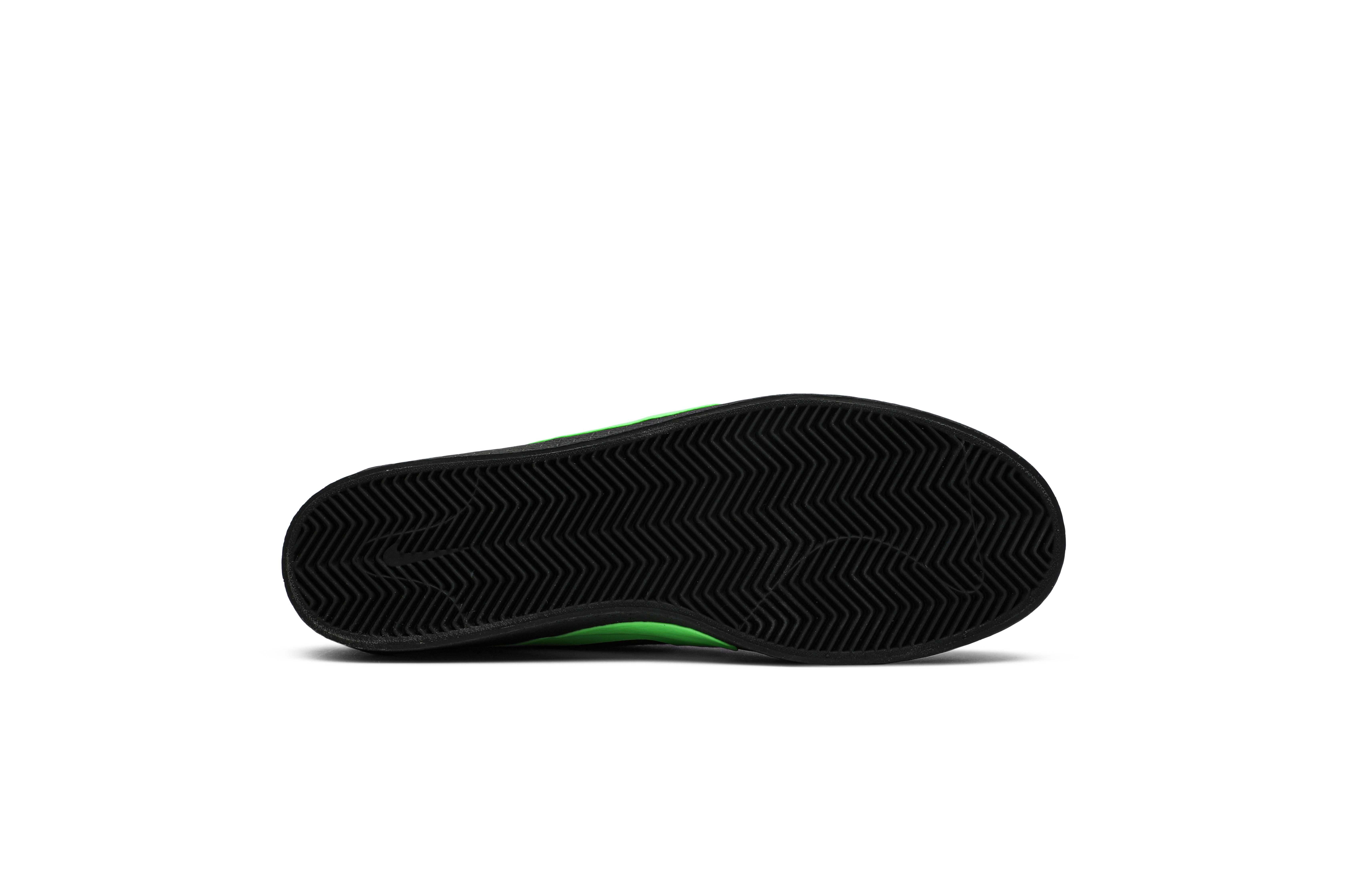 poets x zoom bruin sb qs