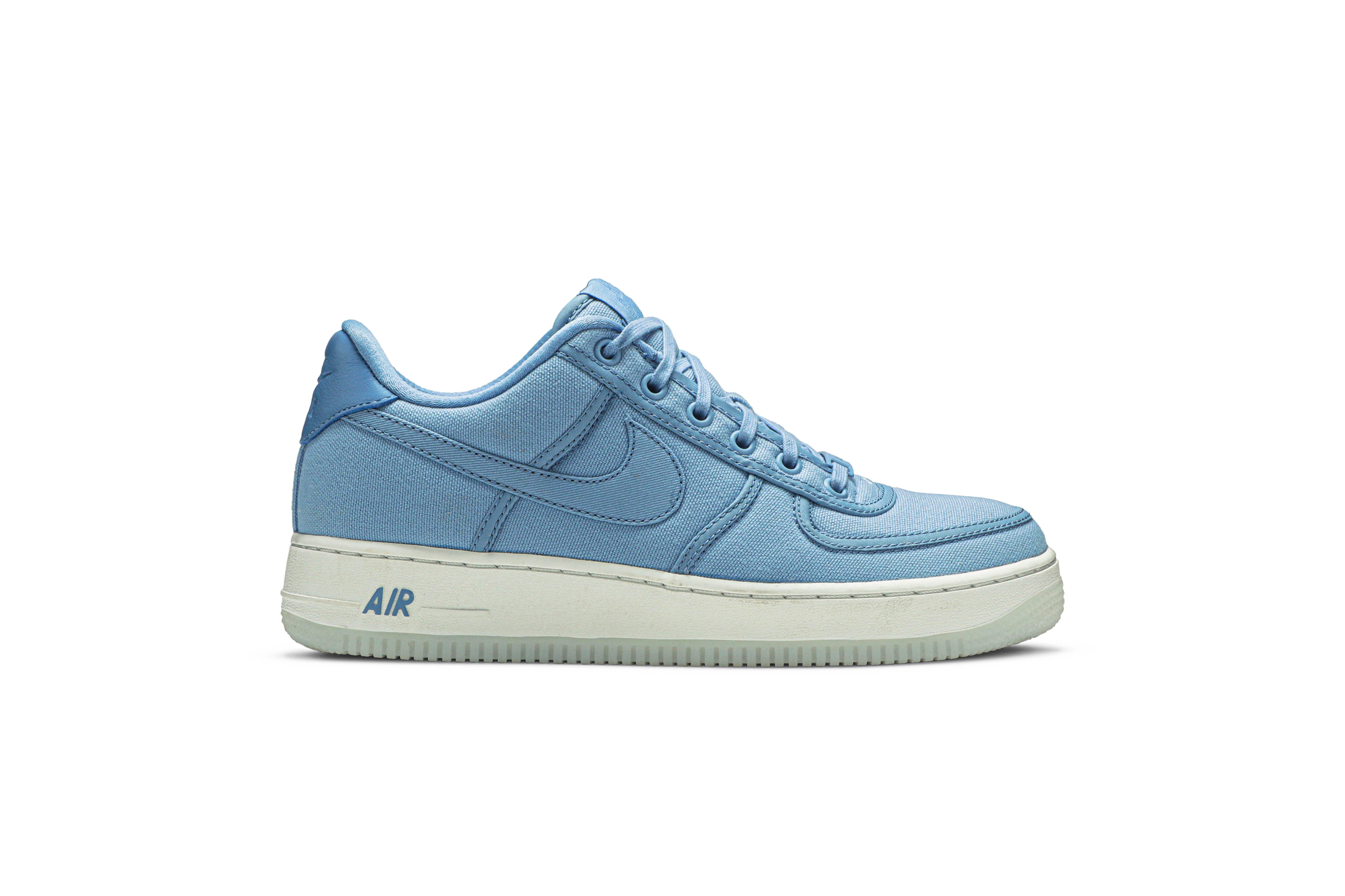 nike air force 1 low retro qs