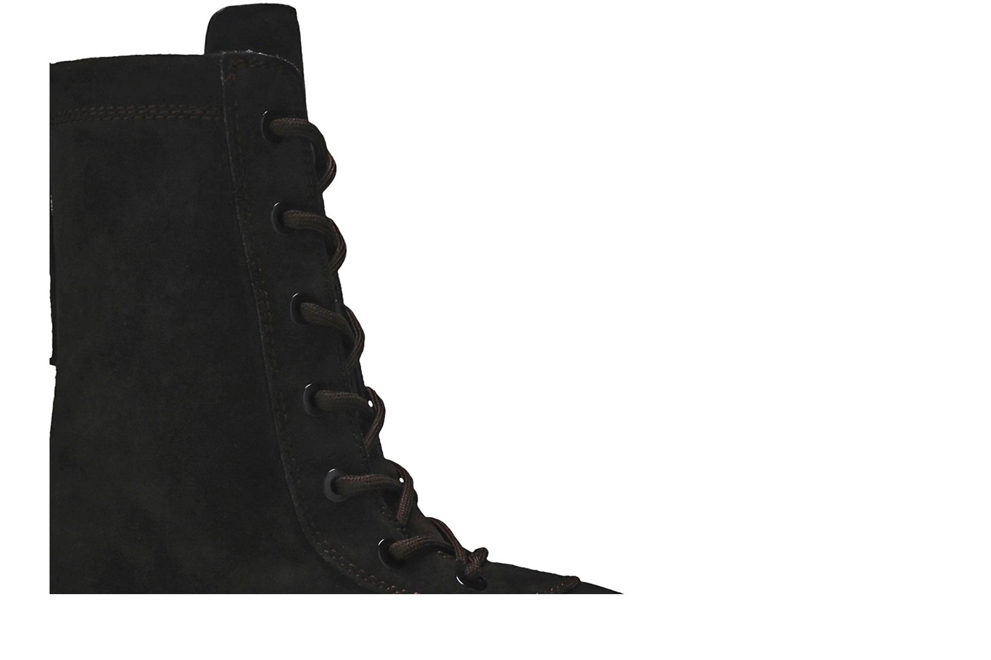 Yeezy Season 4 Crepe Boot 'oil' in Black for Men | Lyst
