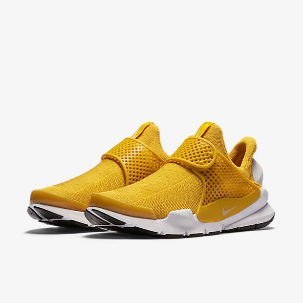 Nike Sock Dart 'gold Dart' in Yellow | Lyst