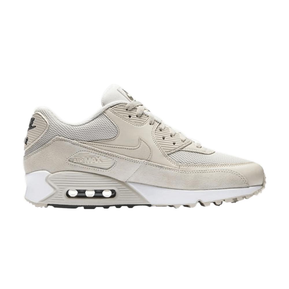 nike air max verona sneakers in light orewood brown