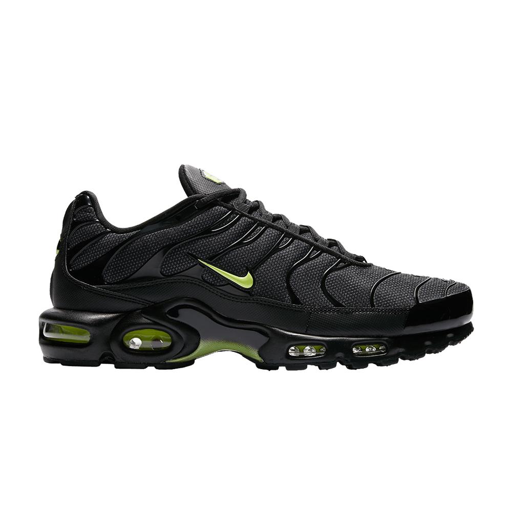 Nike Air Max Plus 'night Ops' in Black for Men | Lyst