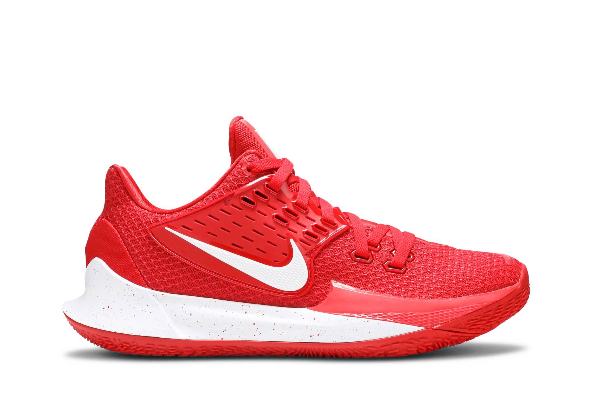 Nike Kyrie Low 2 in University Red 
