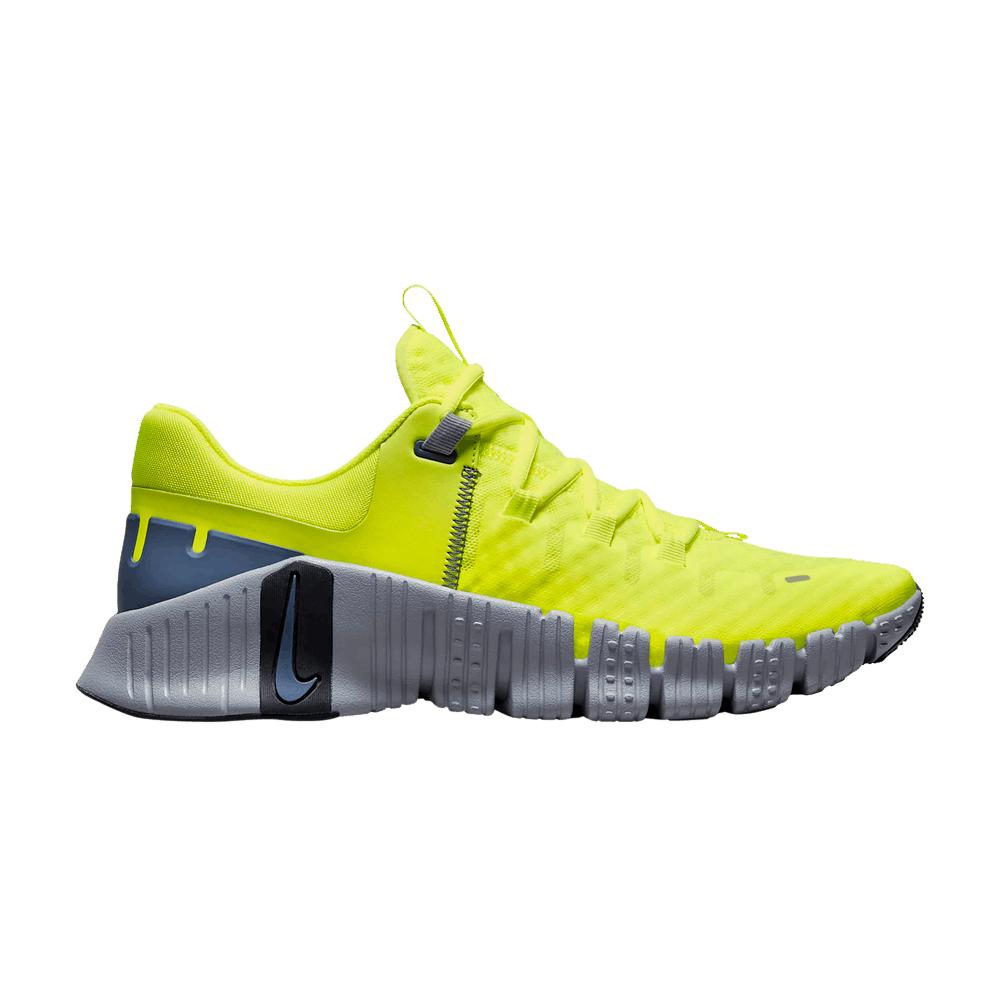 Nike Free Metcon 5 'volt Wolf Grey' in Yellow for Men | Lyst