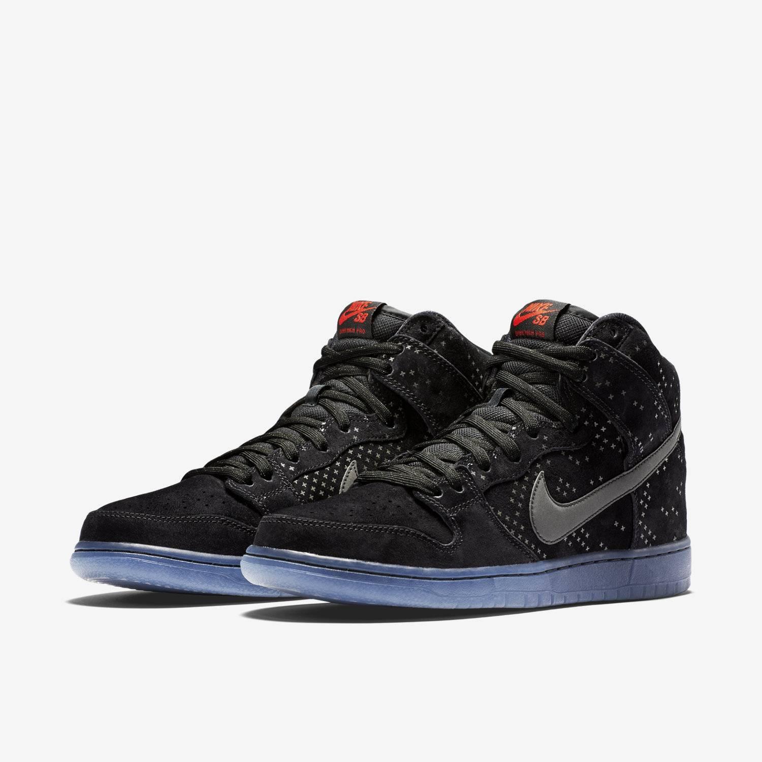 black high top nike dunks