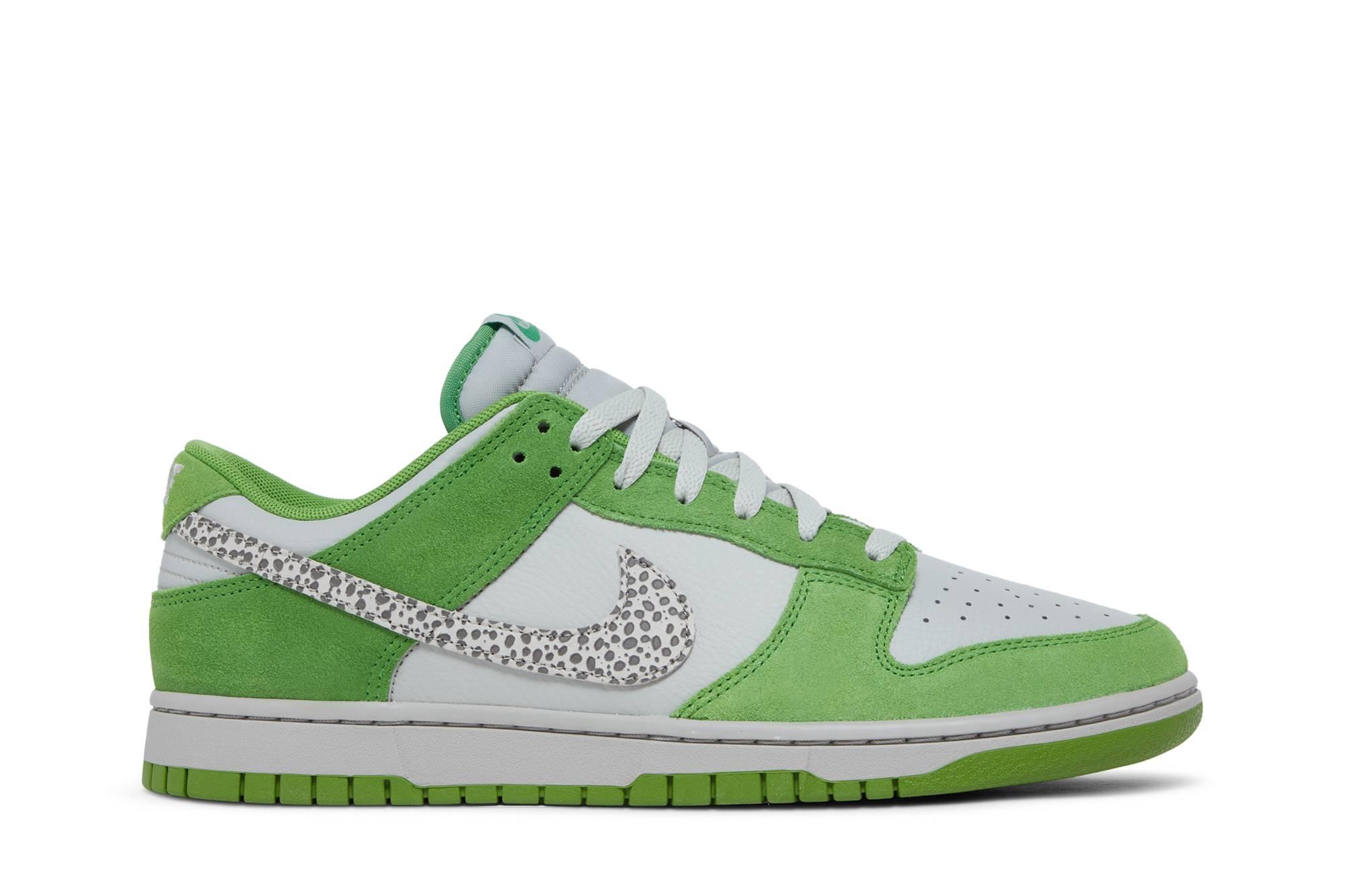 Nike Dunk Low 'safari Swoosh - Chlorophyll' in Green for Men | Lyst