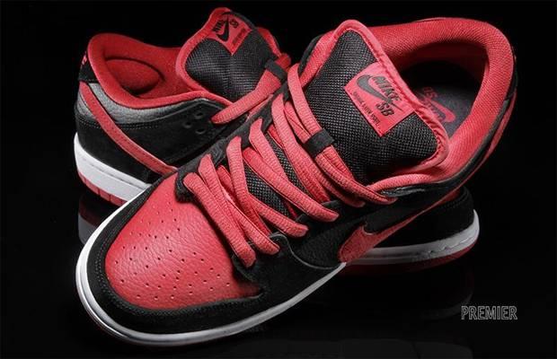 dunk low 5 on it black