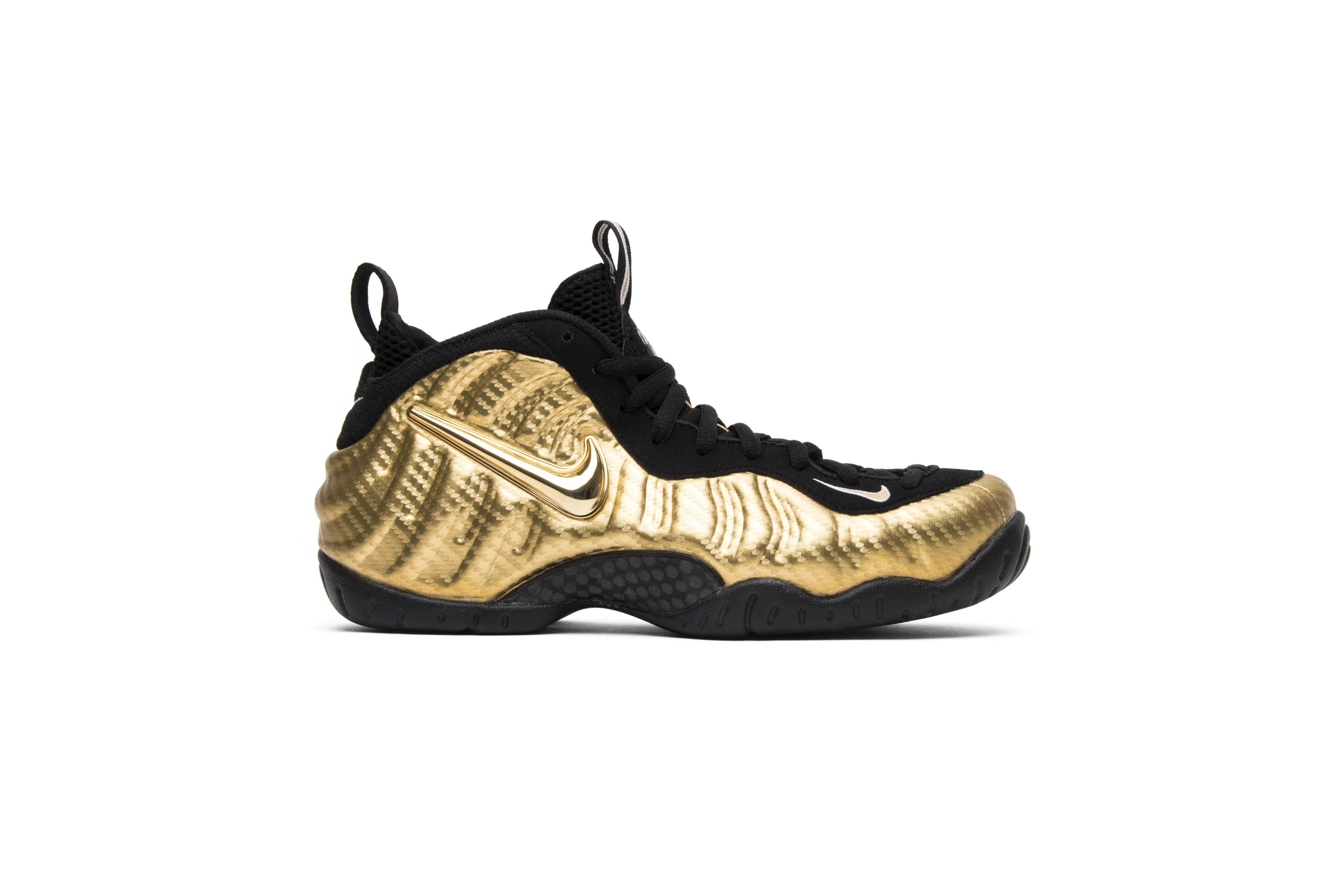 mens gold foamposite