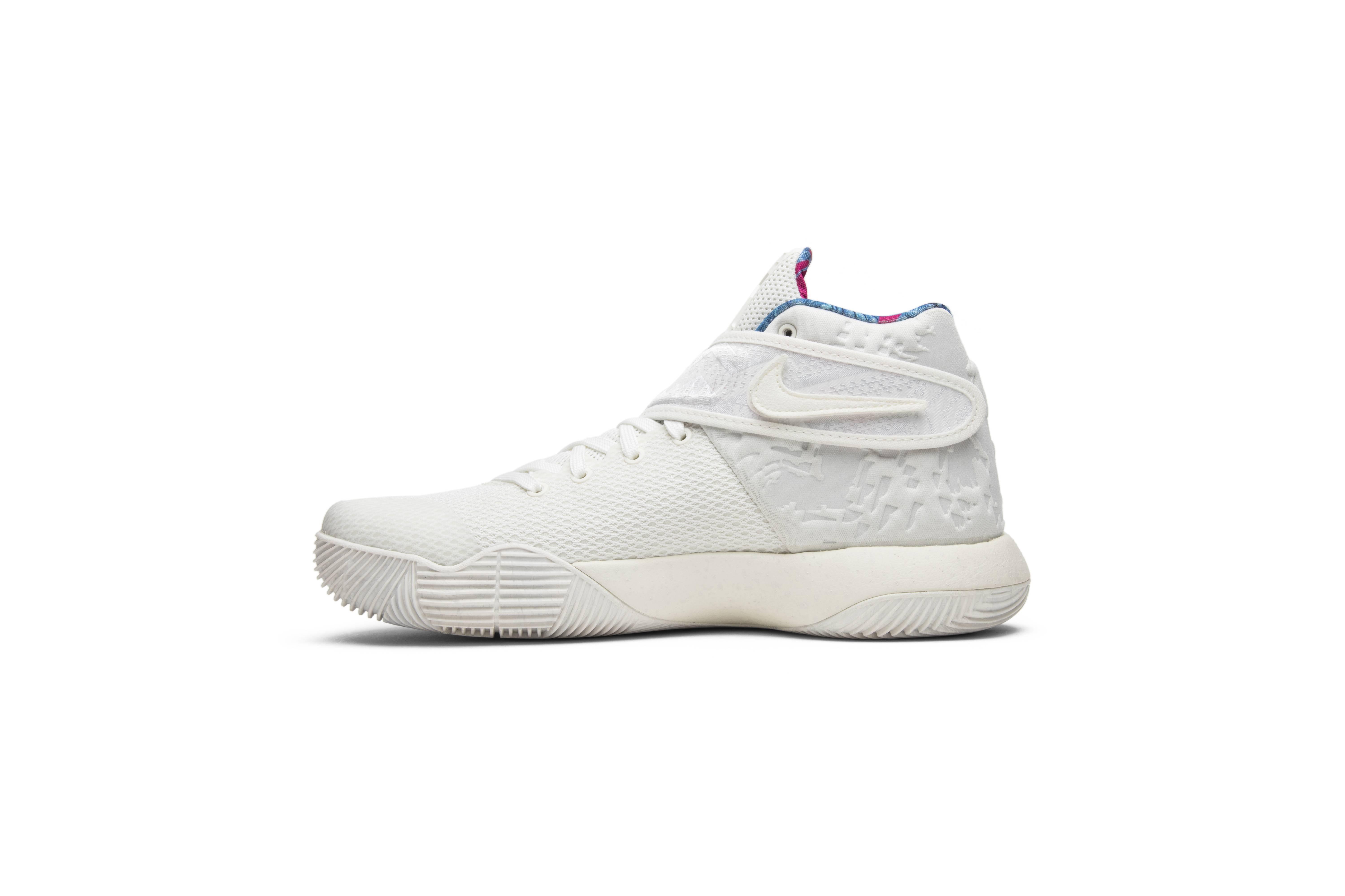 size 2 nike kyrie shoes