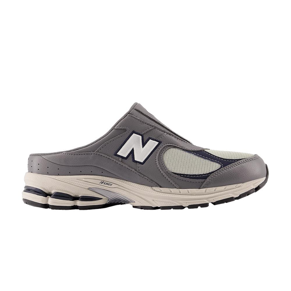 New Balance 2002r Mule 'dark Grey' in Gray for Men | Lyst