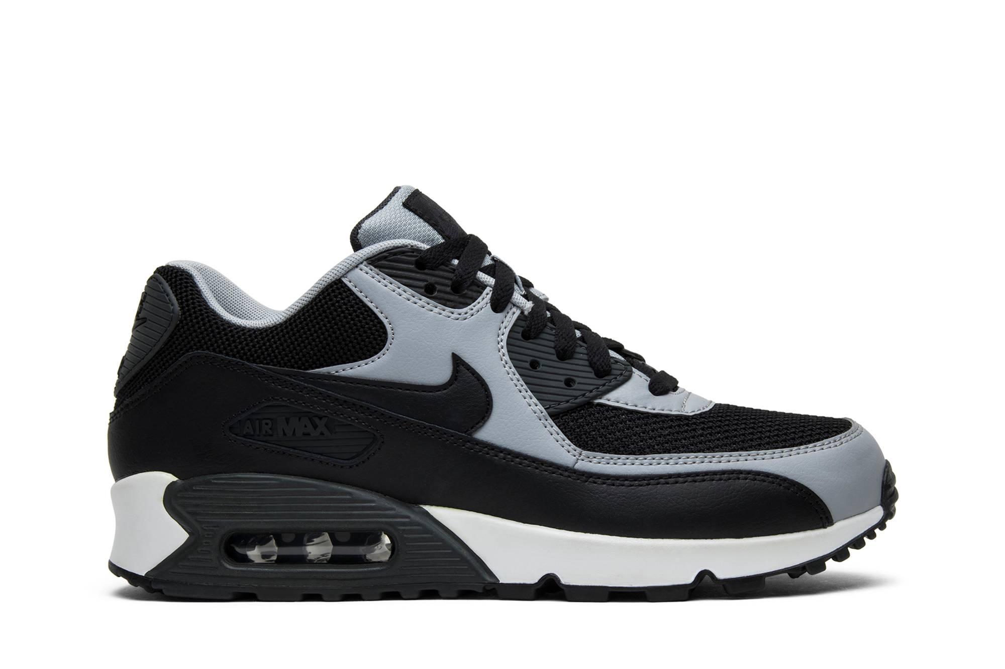 Nike Air Max Essential 'wolf in Black for Men