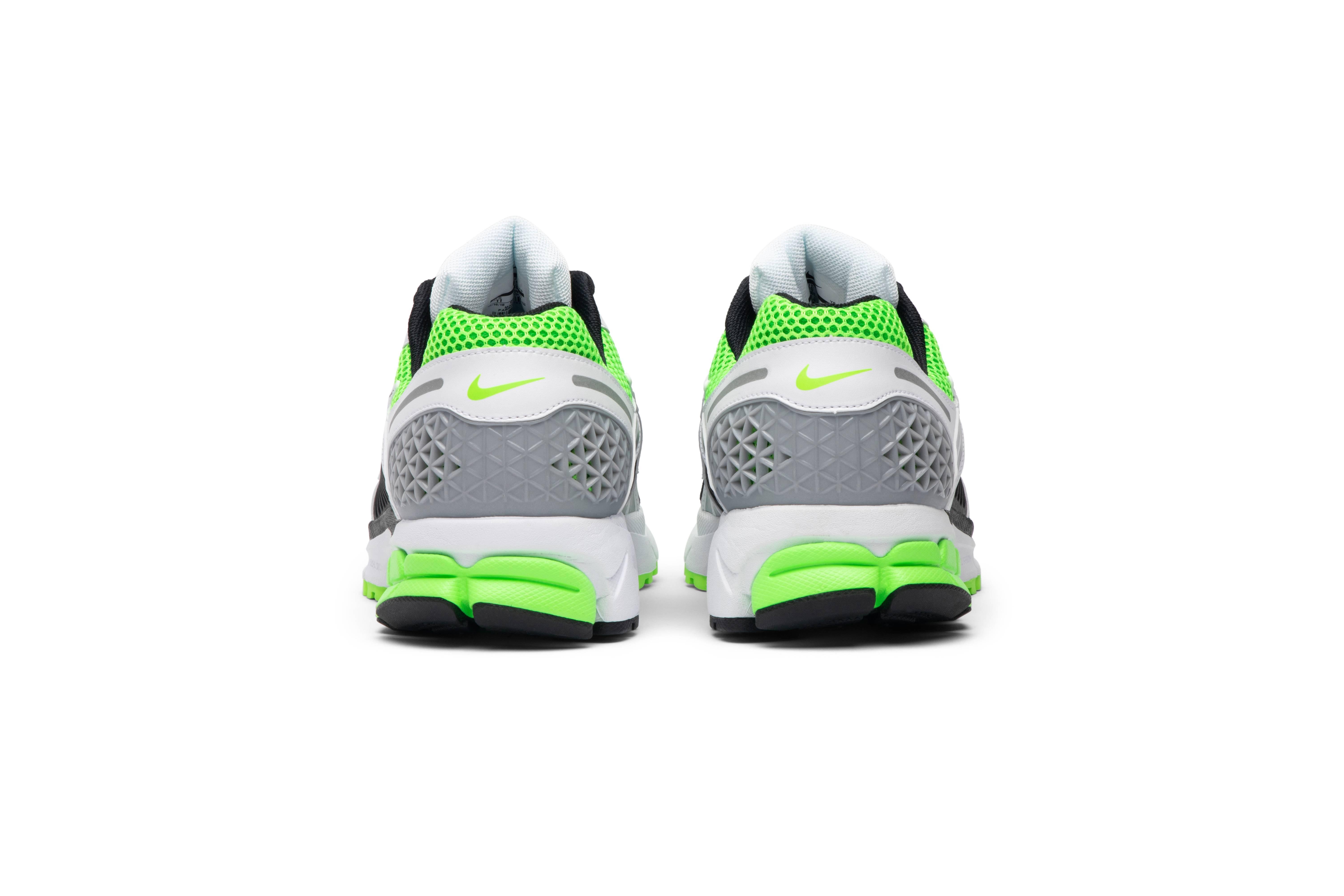 nike zoom vomero 5 se sp men's shoe