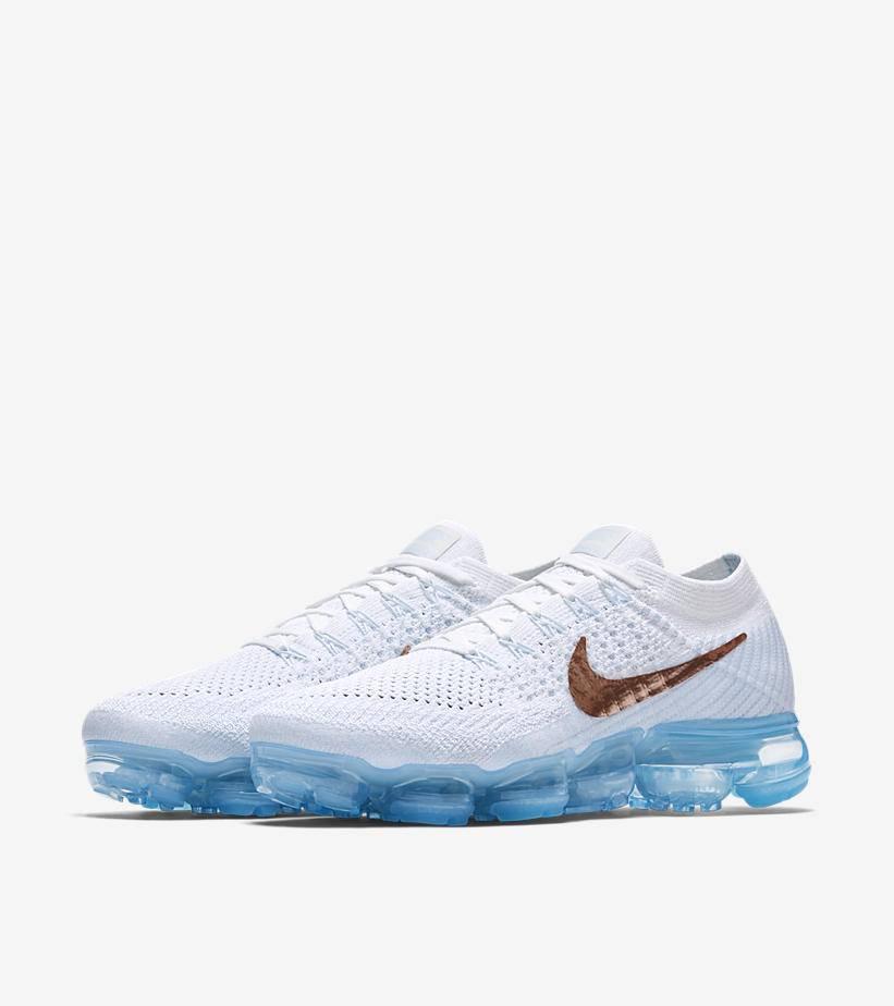 white vapormax size 7