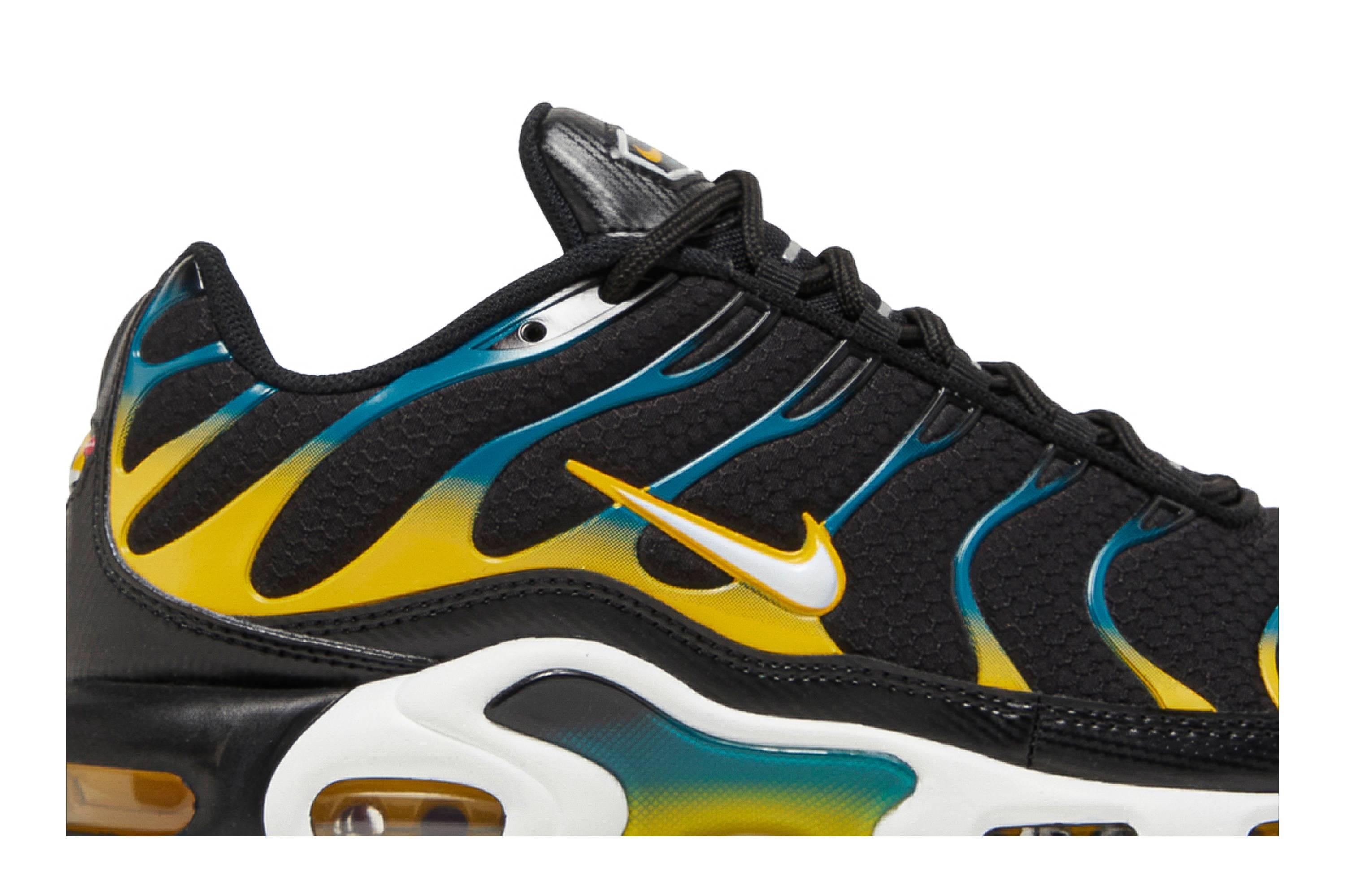 Nike Air Max Plus 'black University Gold Spruce' in Blue for Men | Lyst