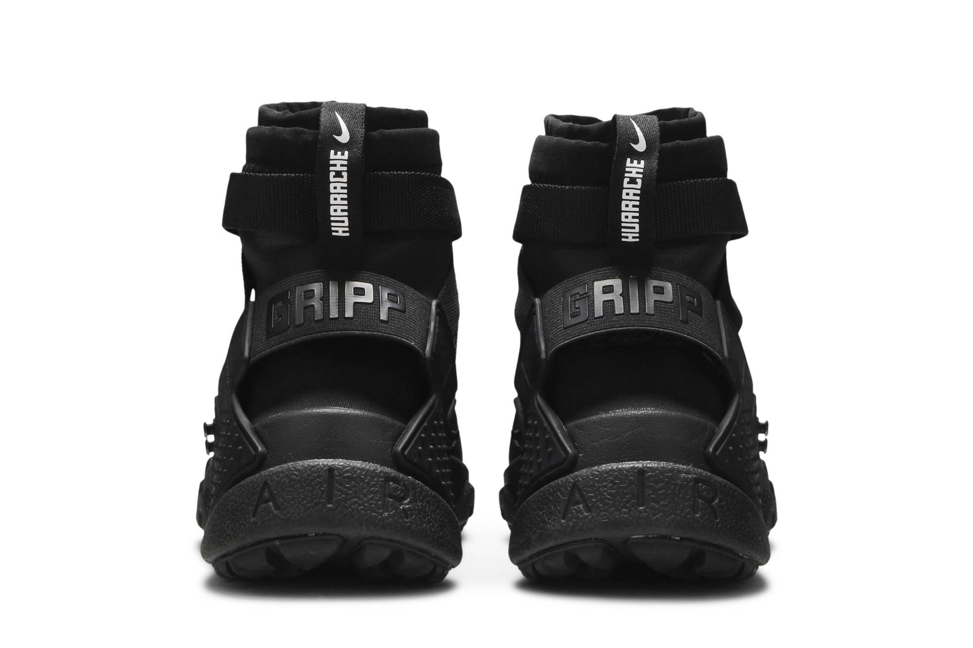 huarache gripp triple black