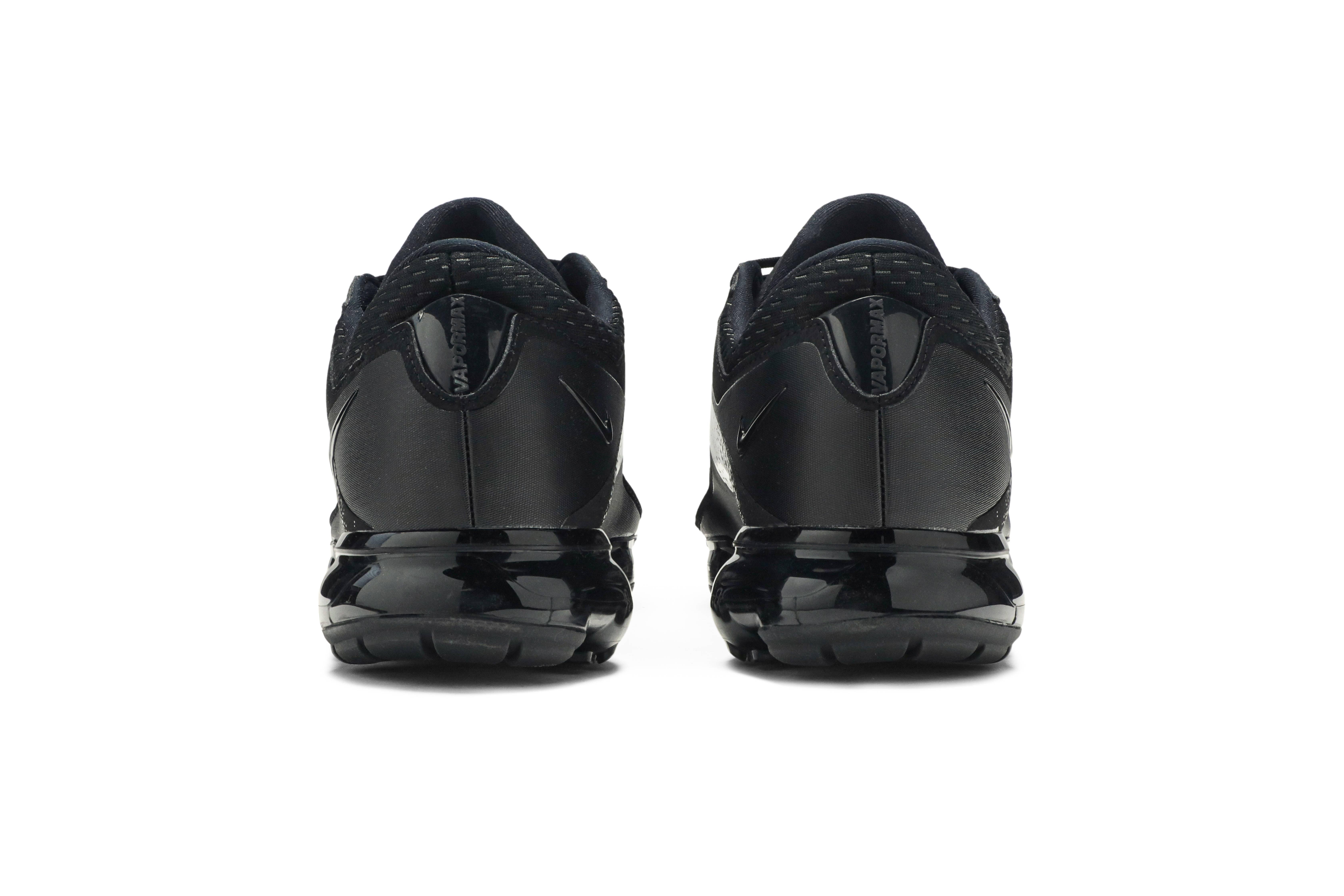 black vapor max size 9