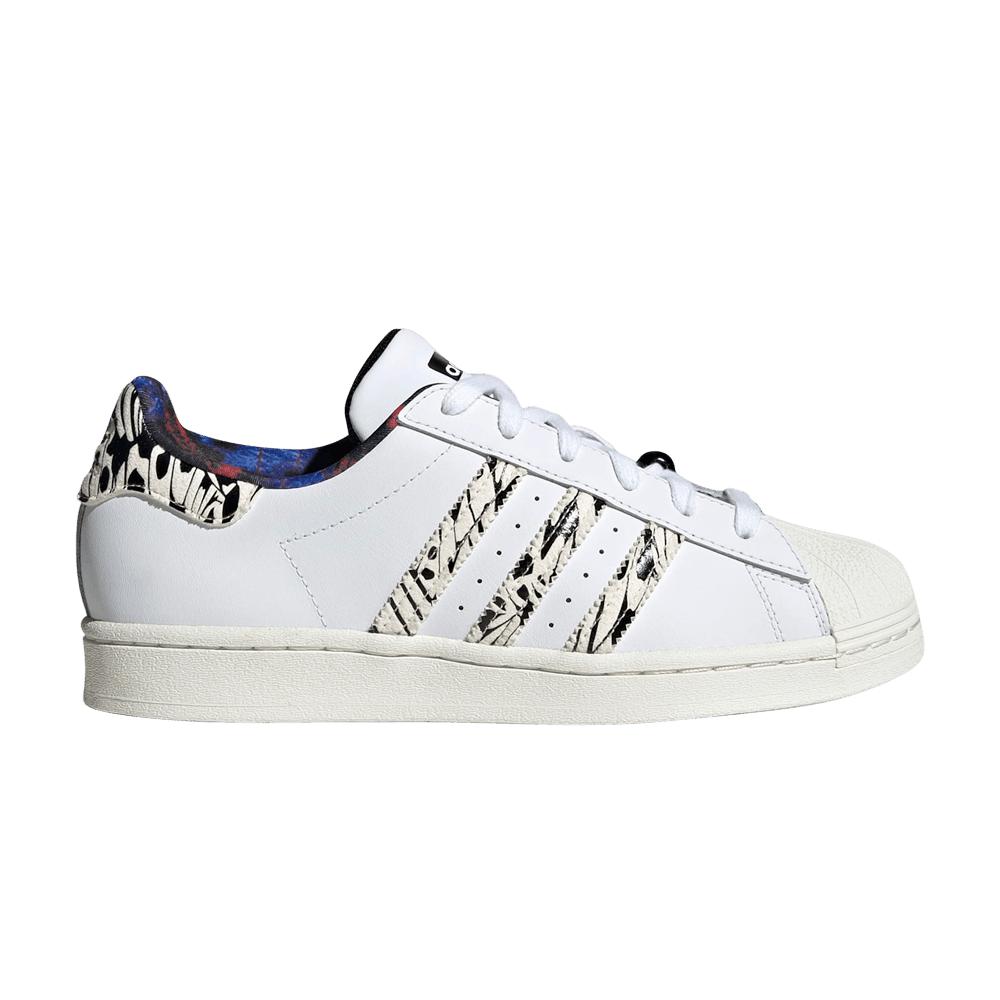 adidas Superstar 'butterfly' in White | Lyst