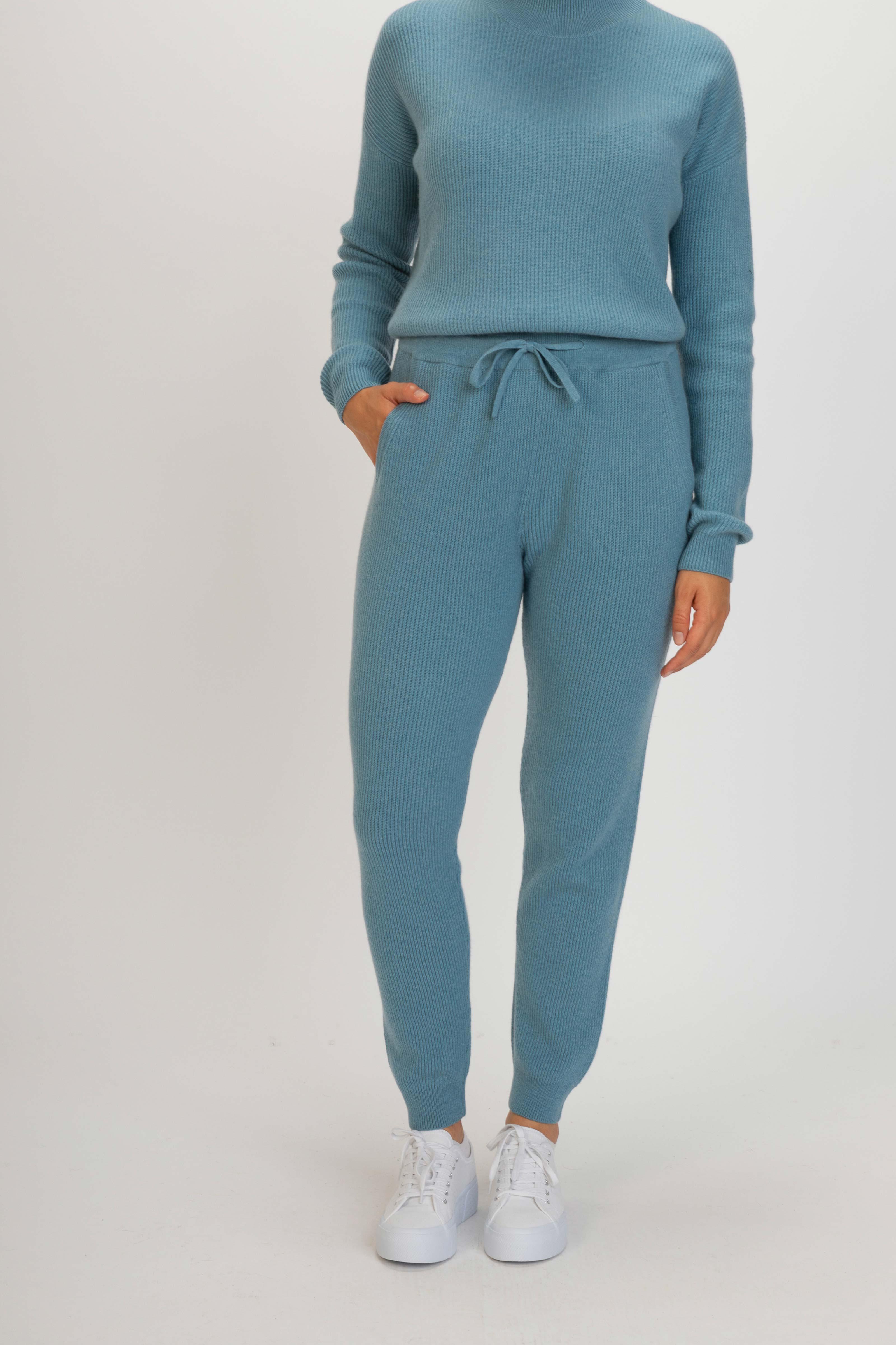 Gobi Cashmere Cashmere JOGGERS in Blue 
