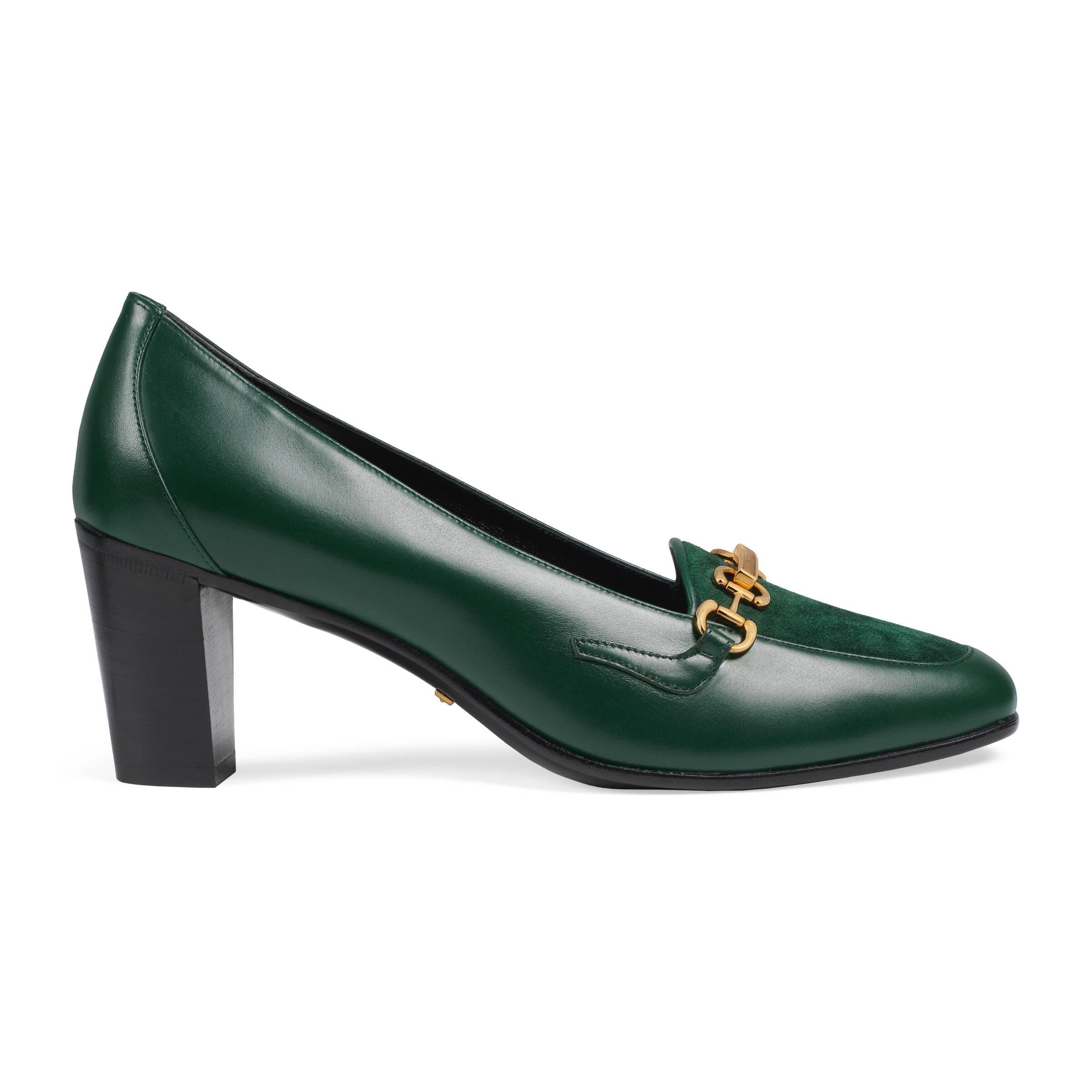 Gucci Leather Mid-heel Pump With Horsebit Chain in Green - Lyst