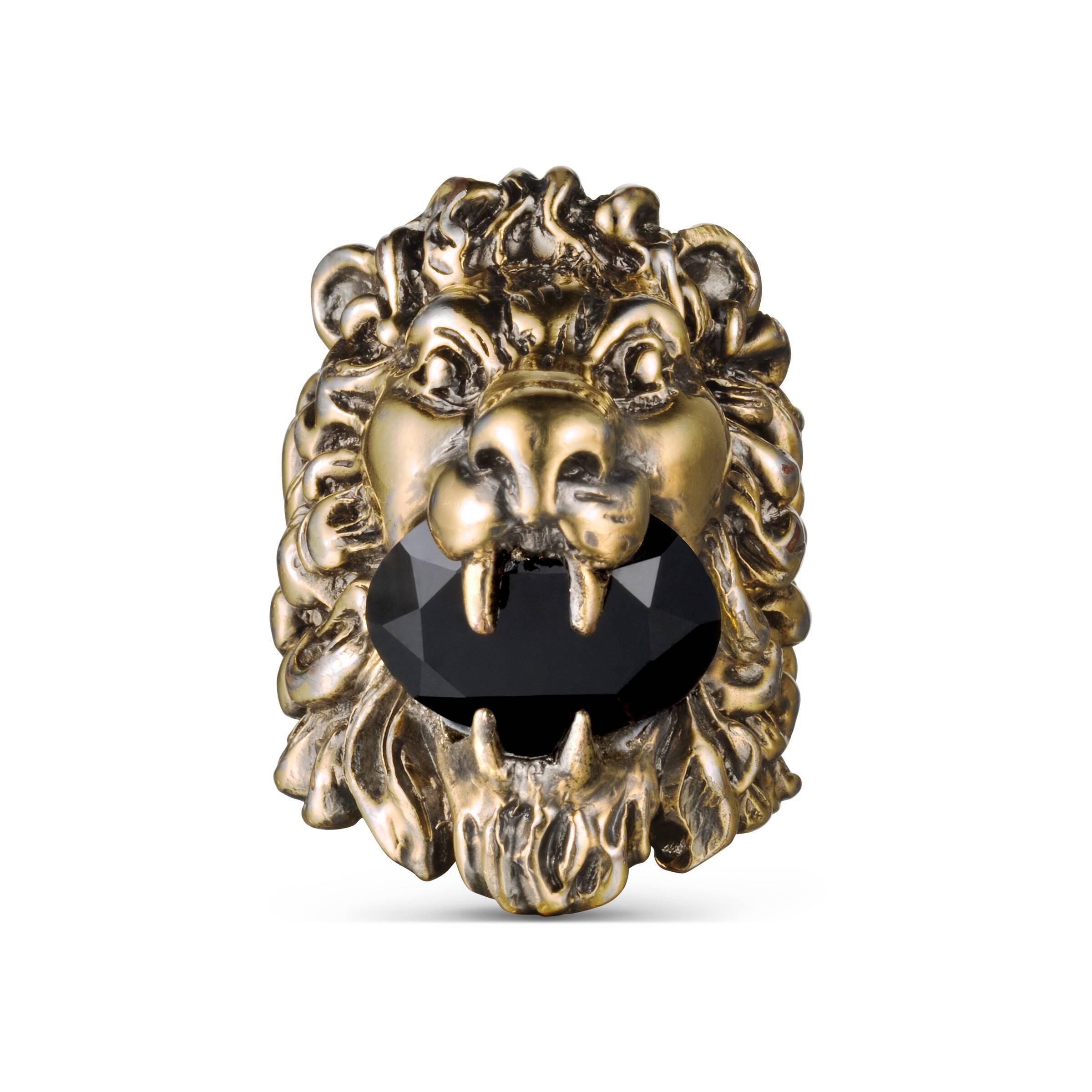 Gucci Lion Head Ring With Swarovski in Gold (Metallic) - Lyst