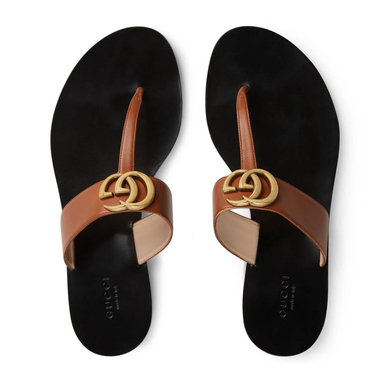 Gucci Leather Thong Sandal With Double G in Brown | Lyst