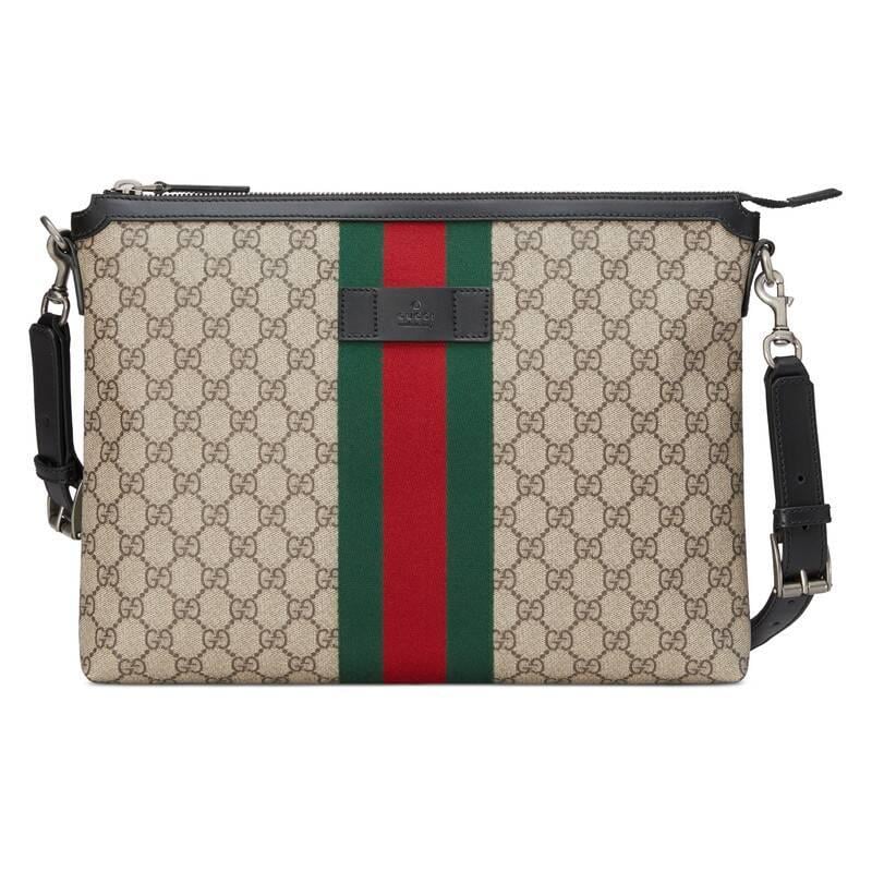 Gucci GG Supreme Medium Messenger Bag for Men | Lyst