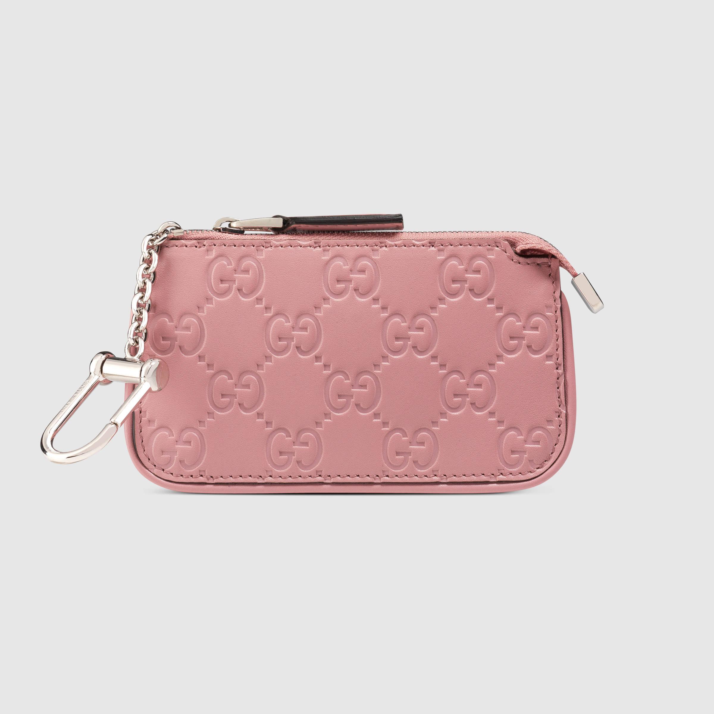 Gucci Signature Leather Key Case in Pink | Lyst