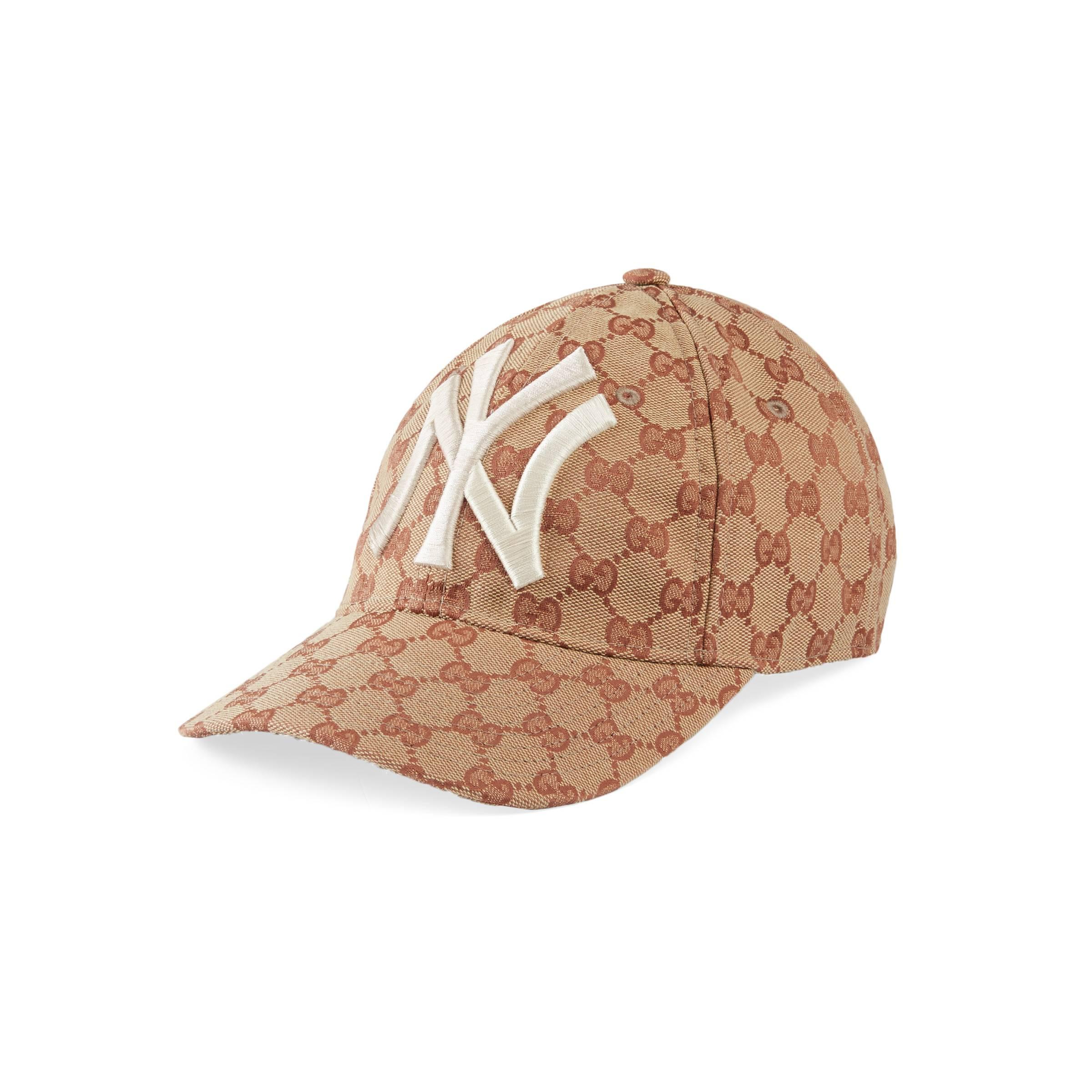 Gucci Canvas Baseball Hat With Ny Yankees Patch in gg Beige (Natural) - Lyst