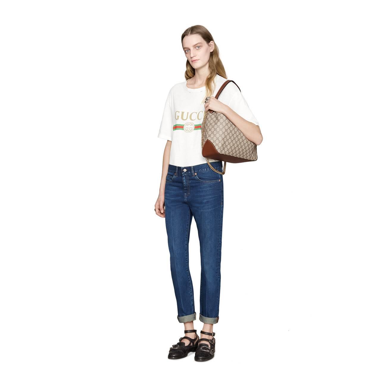 gucci gg supreme hobo