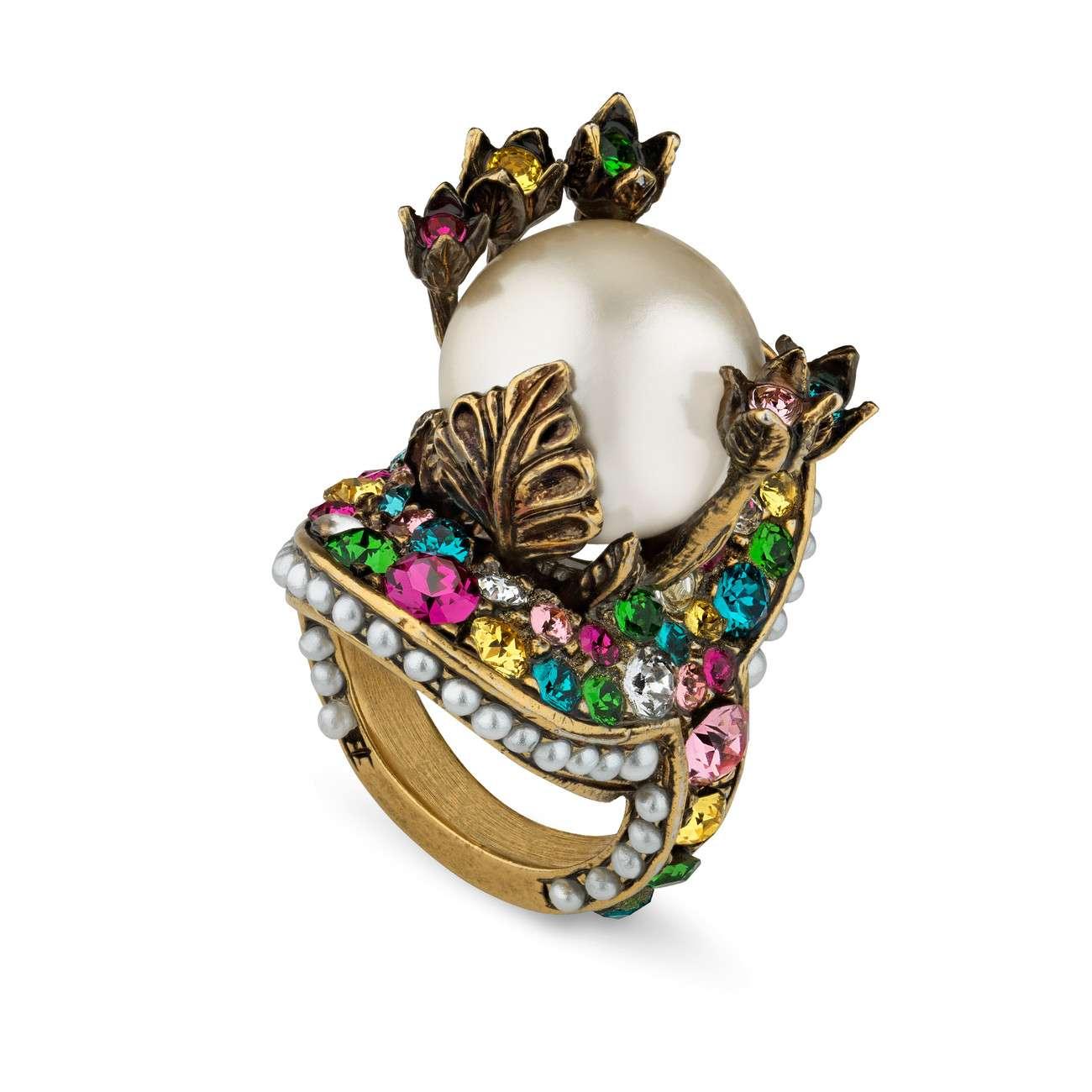 Gucci Flower Ring With Resin Pearl in Gold (Metallic) Lyst