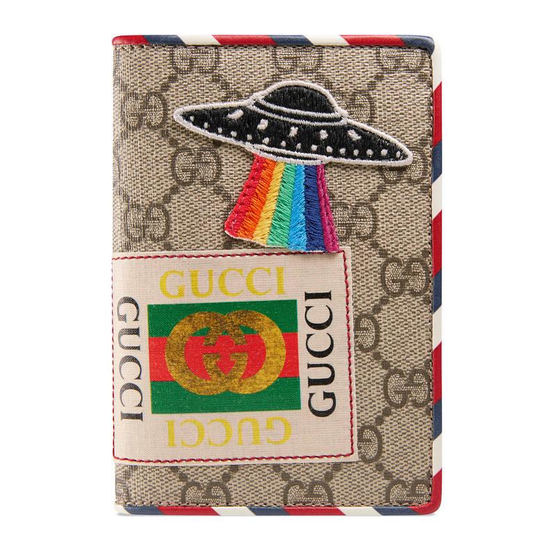 Gucci Courrier Gg Supreme Passport Case | Lyst